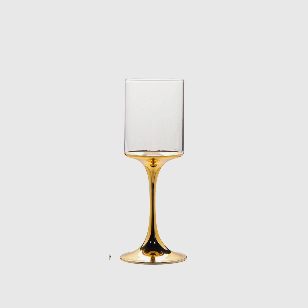 citrine-tablescapes-glassware-trumpet-gold-wine.png