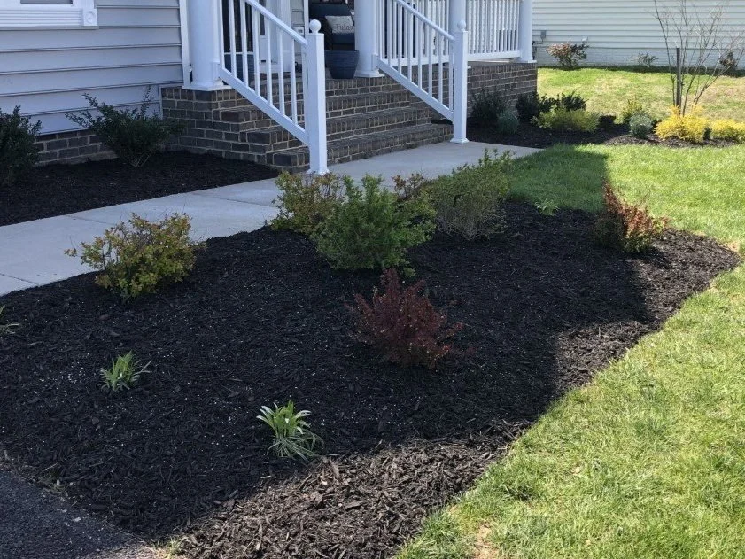 Mulching — Lost Oak Landscaping I Landscaping I Junk Removal I Southern