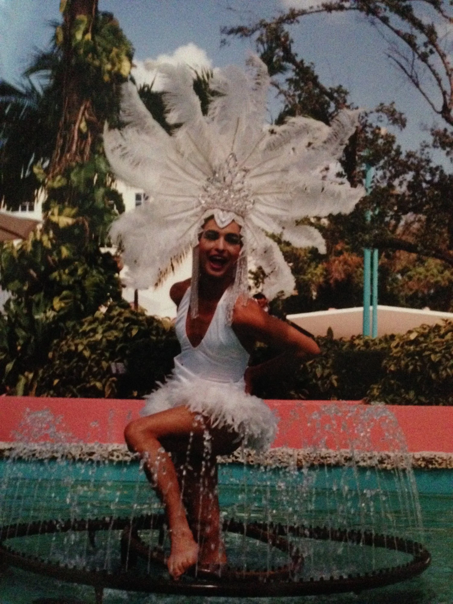 Fountain, one performer, 1990s