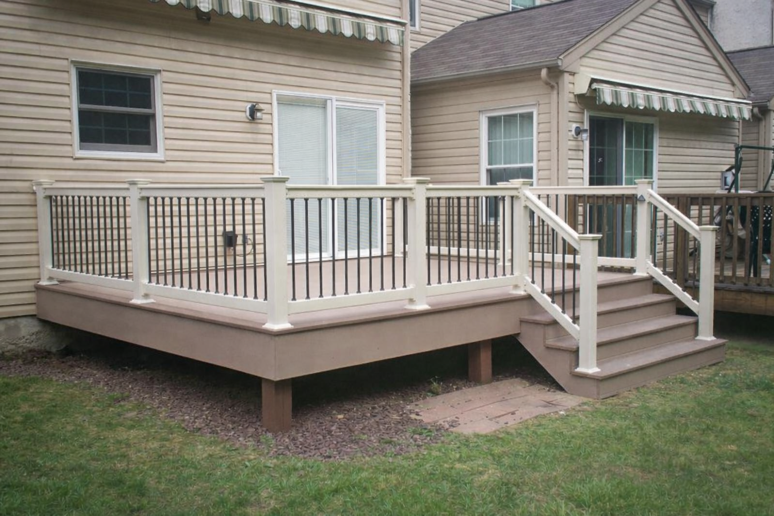 Newly built raised deck in daylight.png