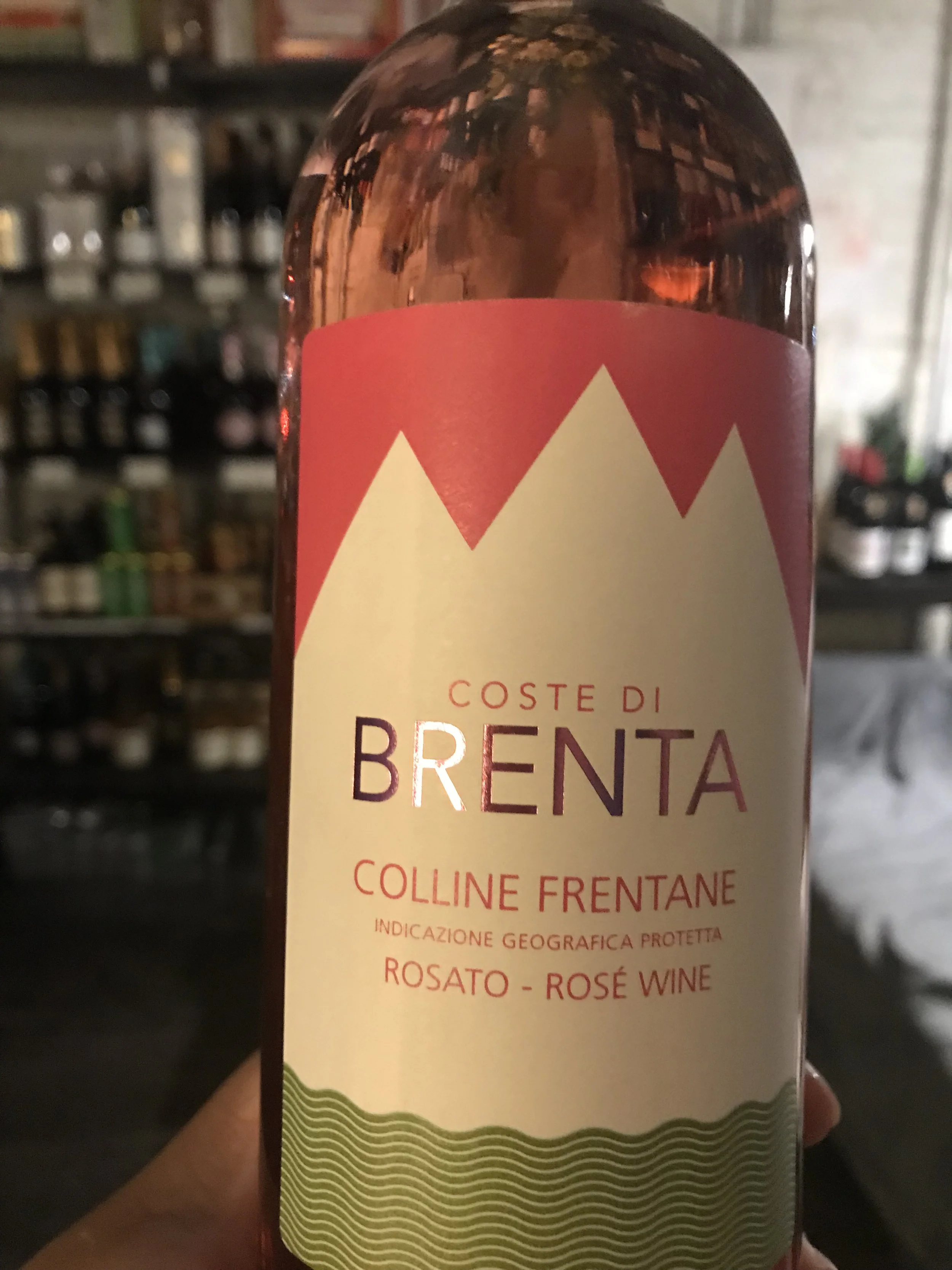 ROSÉ_Italian wine bottleIMG_8577.jpeg