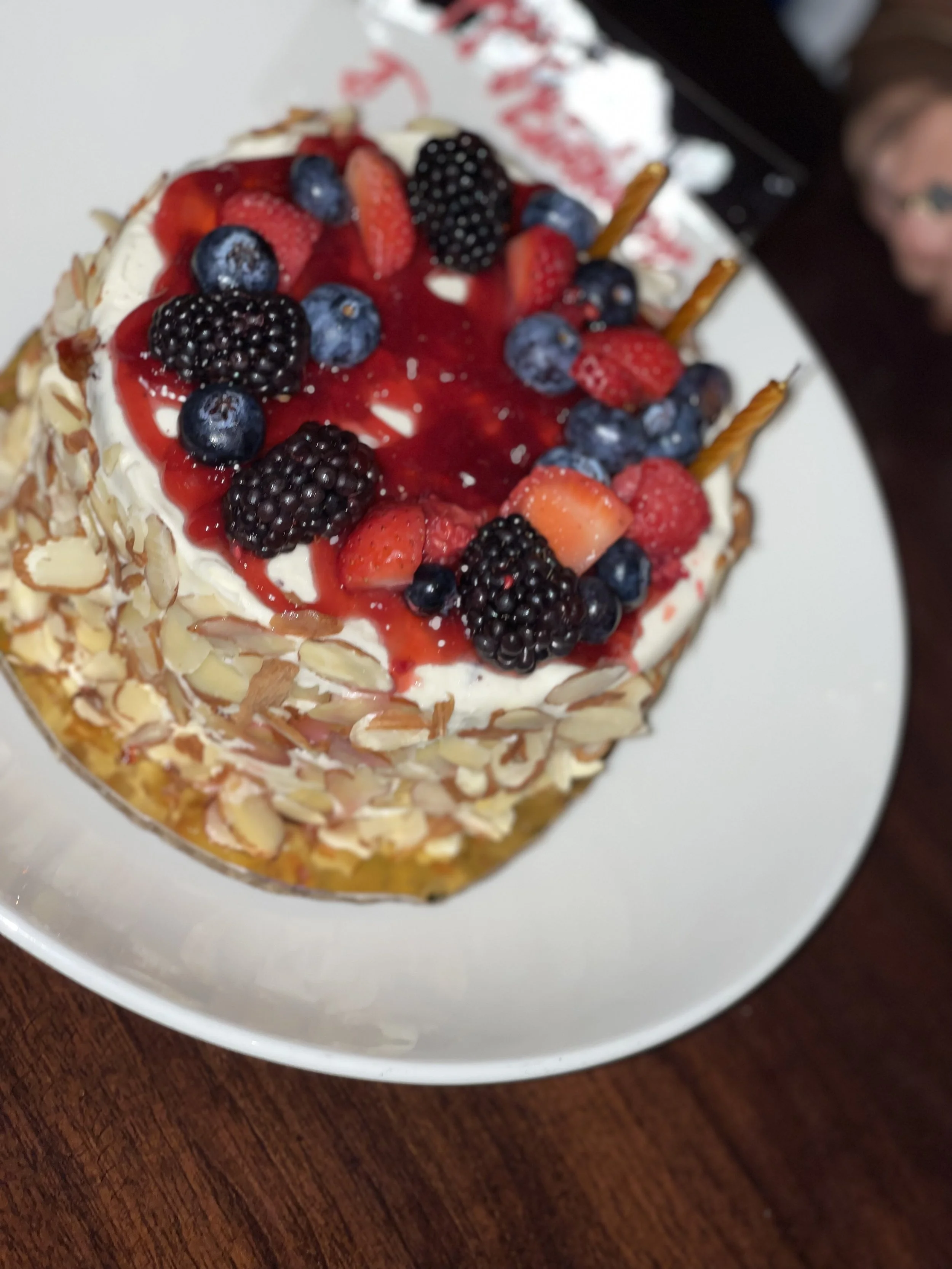 BERRIES_ strawberry blueberryon a cakeIMG_3903.jpeg