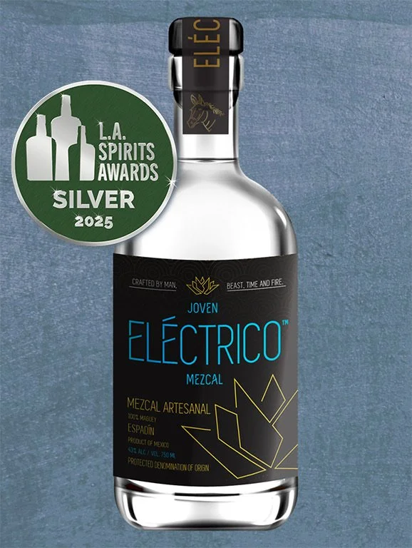 ELÉCTRICO MEZCAL ESPADÍN JOVEN WITH L.A. SPIRITS AWARD SILVER 2.jpeg