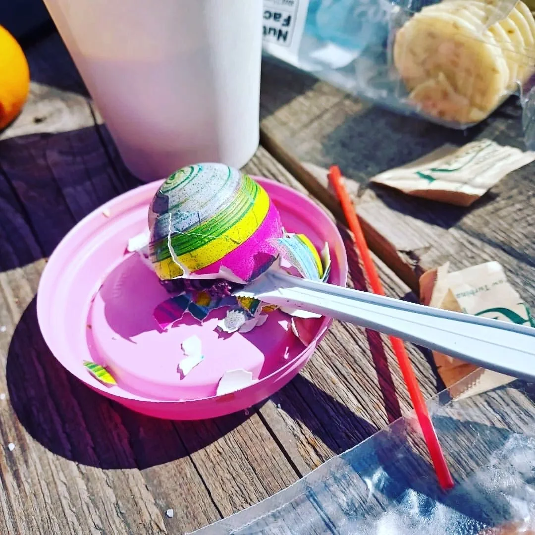 EASTER cracked shell easter egg  85192BCF-5933-4B51-8672-EE217108DE32.JPG