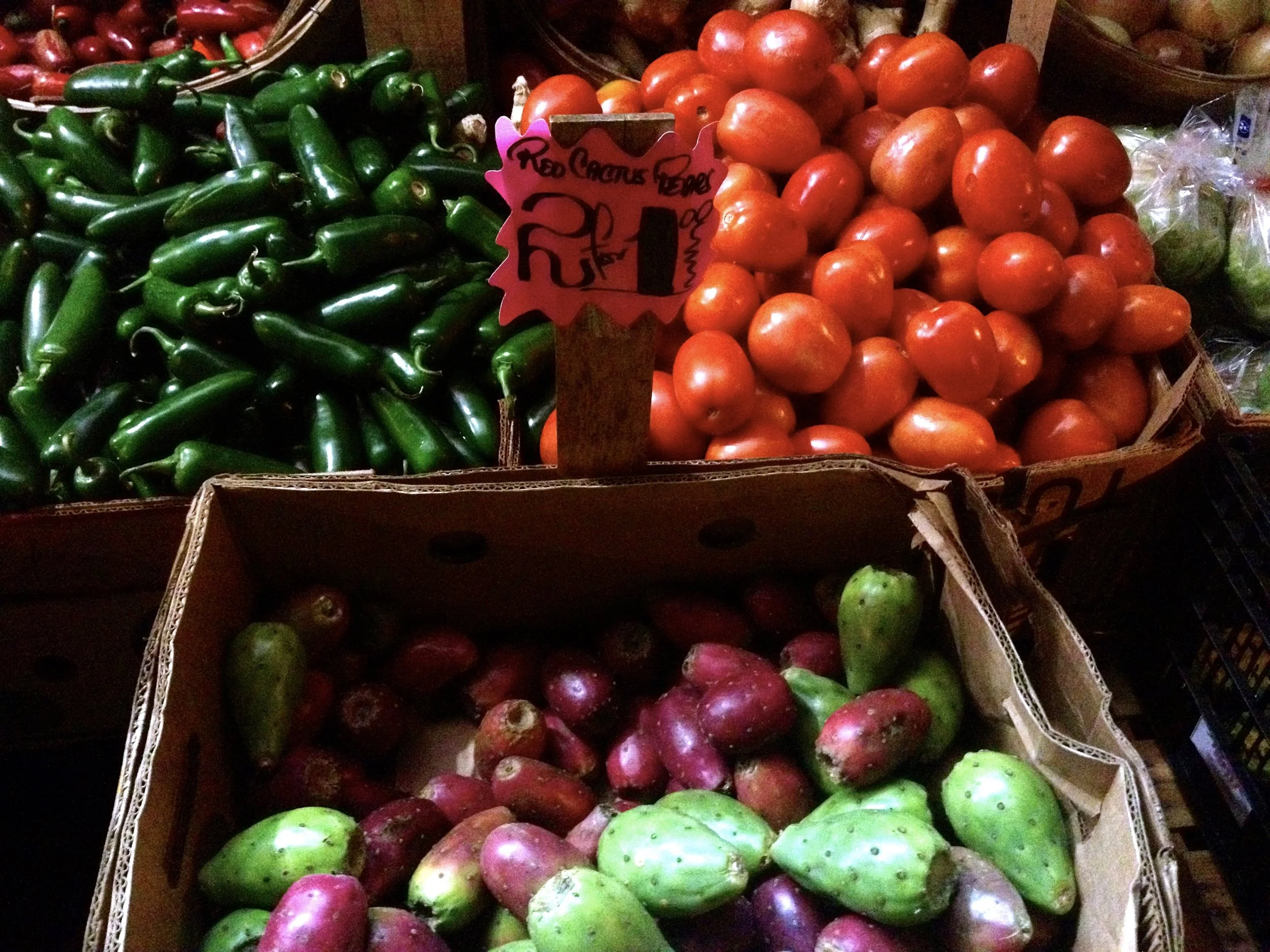 Caribbean veg stand_ TOMATOES_PEPPERS_ odd fruits or veg IMG_4083 2.jpg