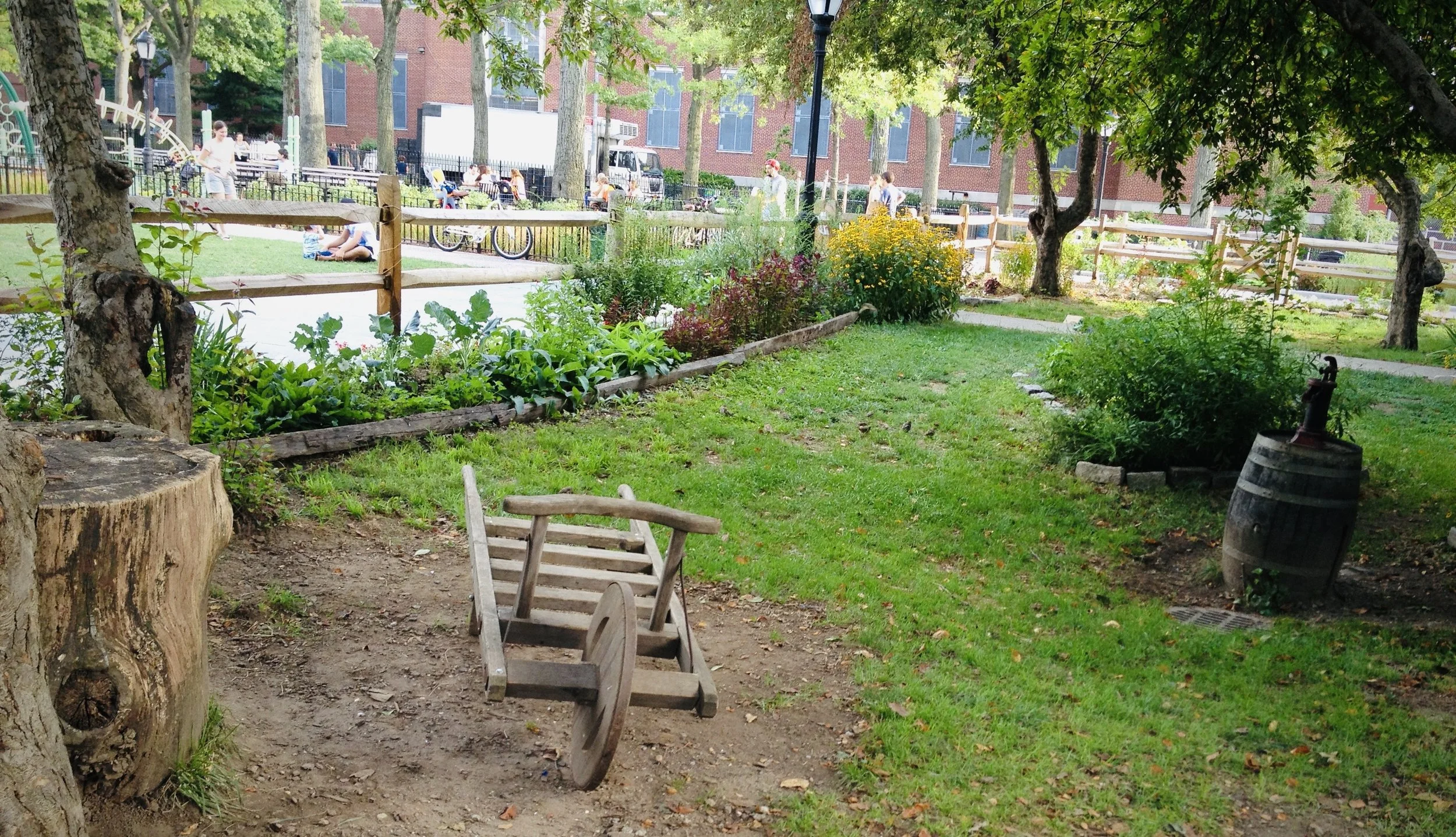 OSH GARDEN GROUNDS IMG_0754.jpg