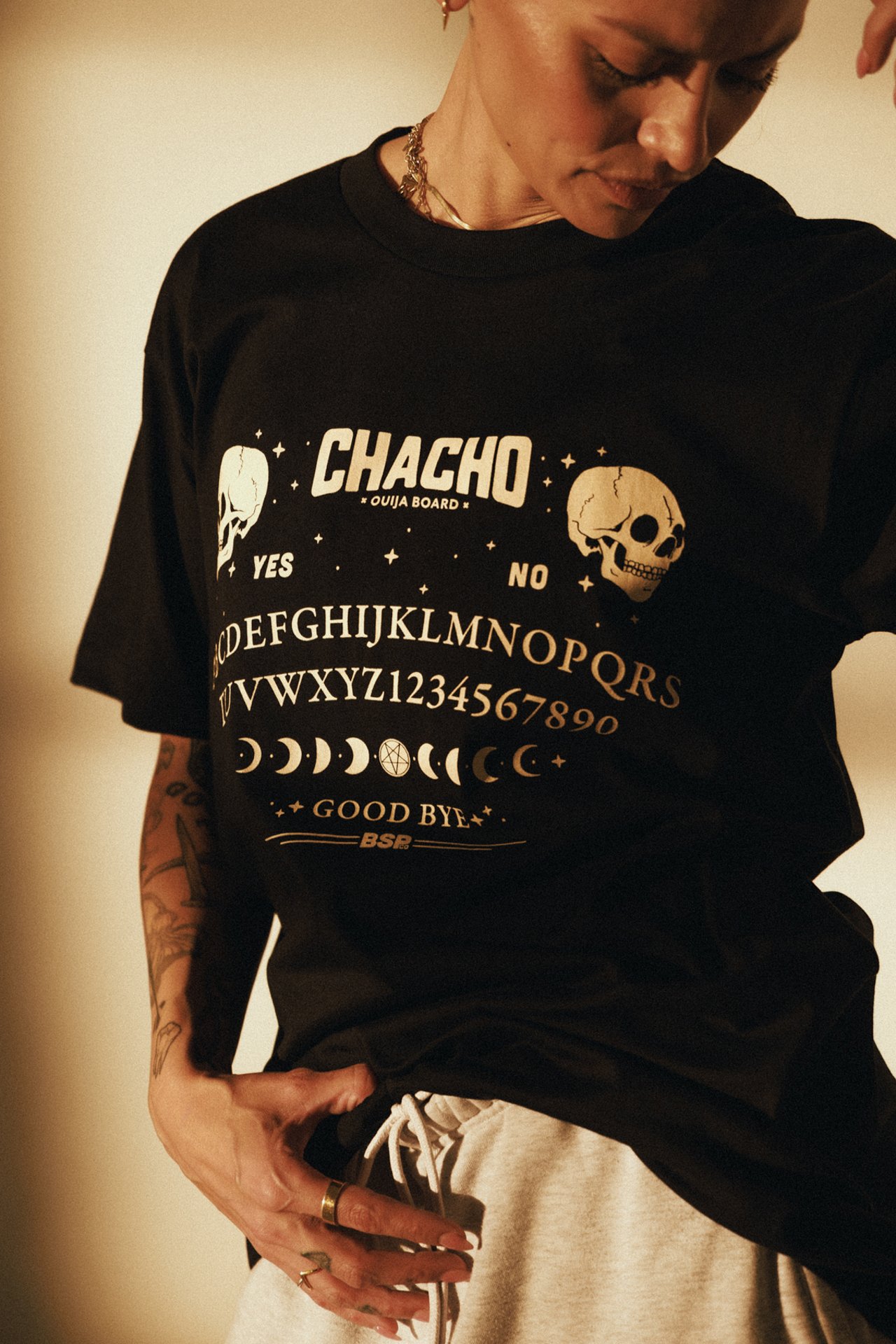 chachouija-premium-tee-model-3.jpg