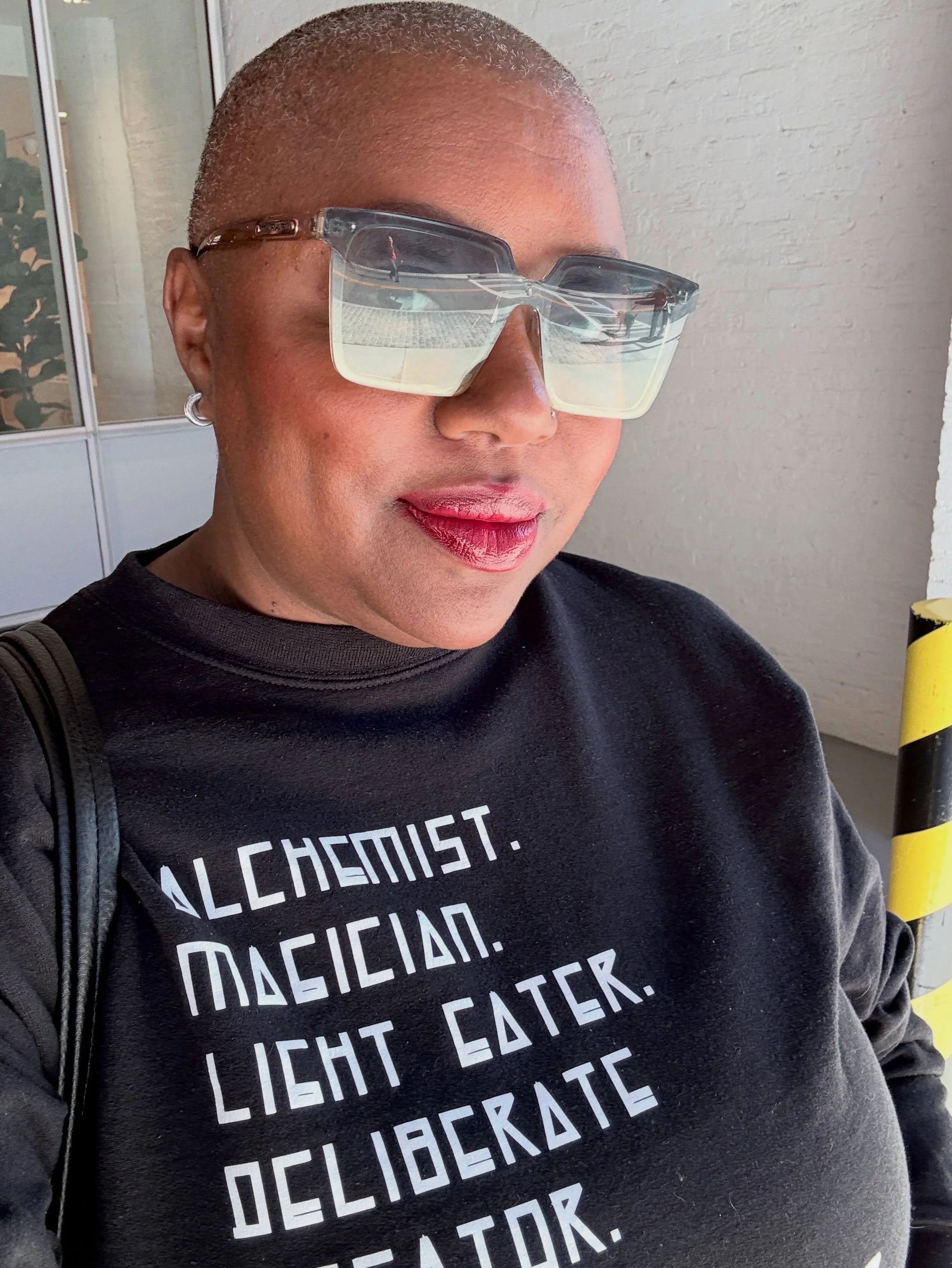 A fresh cut always does it for me! Happy Friday yall!

#makeinspireshare
#ichoosejoy
#tgif
#weoutside