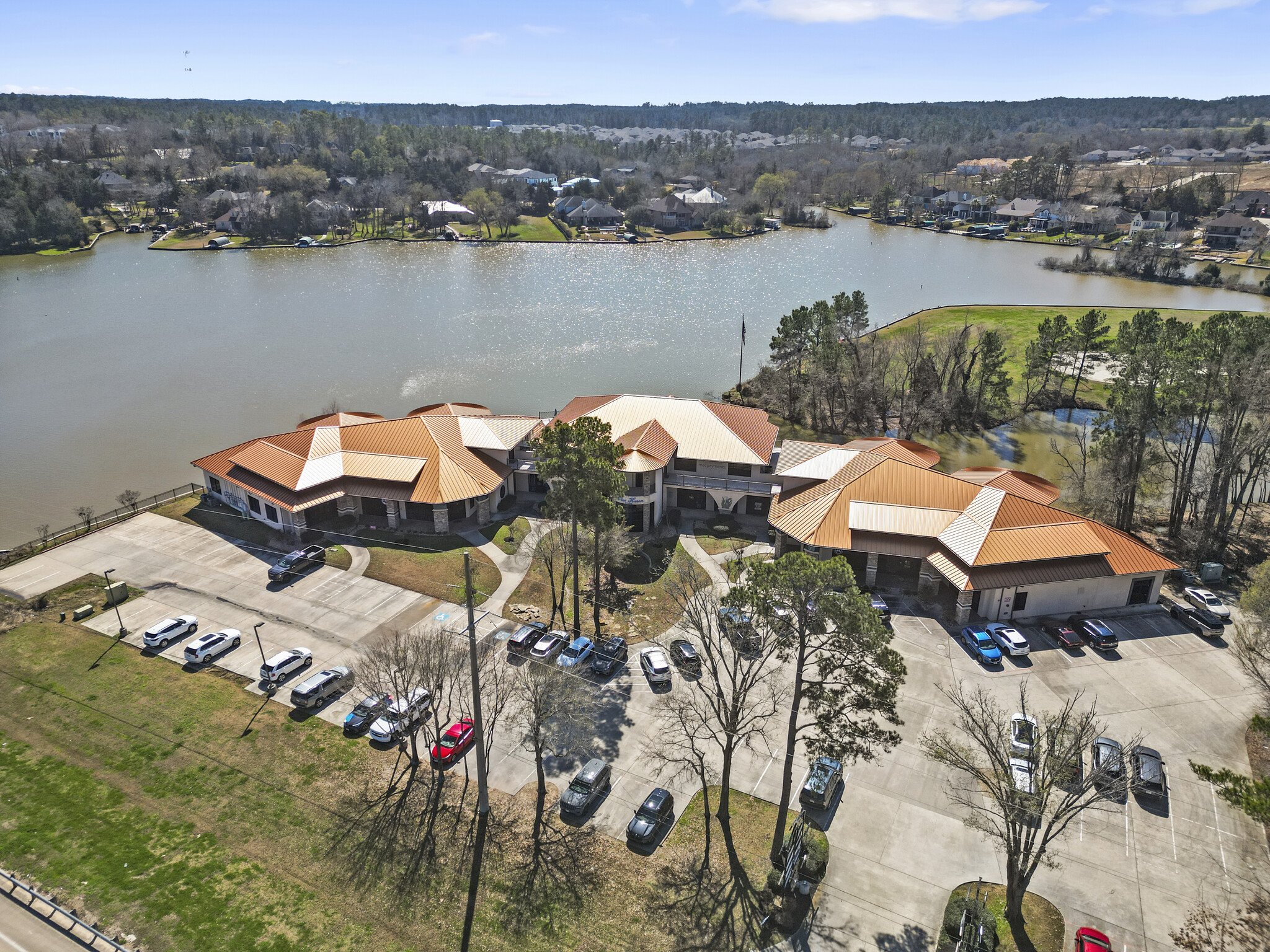 18001-W-Highway-105-Montgomery-TX-Building-Photo-1-LargeHighDefinition.jpg