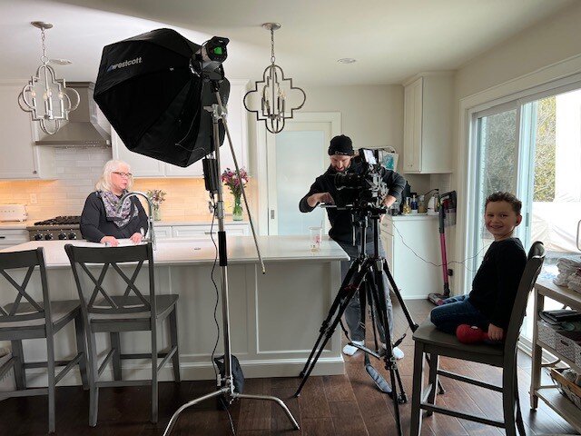 Getting some help with my new video from our little director Leo.

#elmgrove #soldbywollersheim #middlecoastmediahouse #realestate #mkerealestate #newberlin #wisconsin #realestatemarketing #realestatevideo