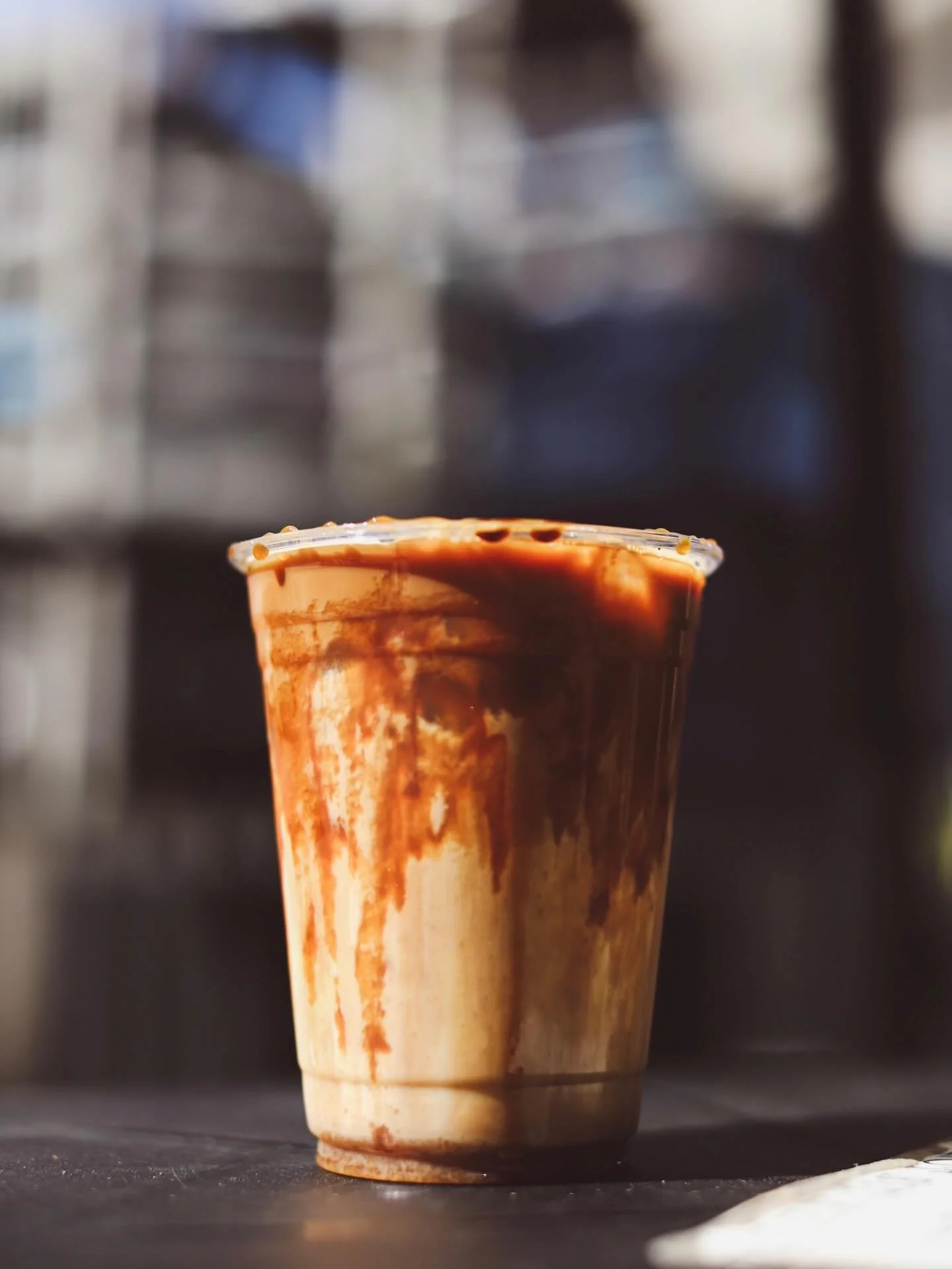 One of the OG drinks from day 1 - The G-Spot Latte (Caramel, Honey, Oat Milk, Espresso) 
.
#virtucoffee #lacoffee #dtlacoffee #caf&eacute;latte #dtla