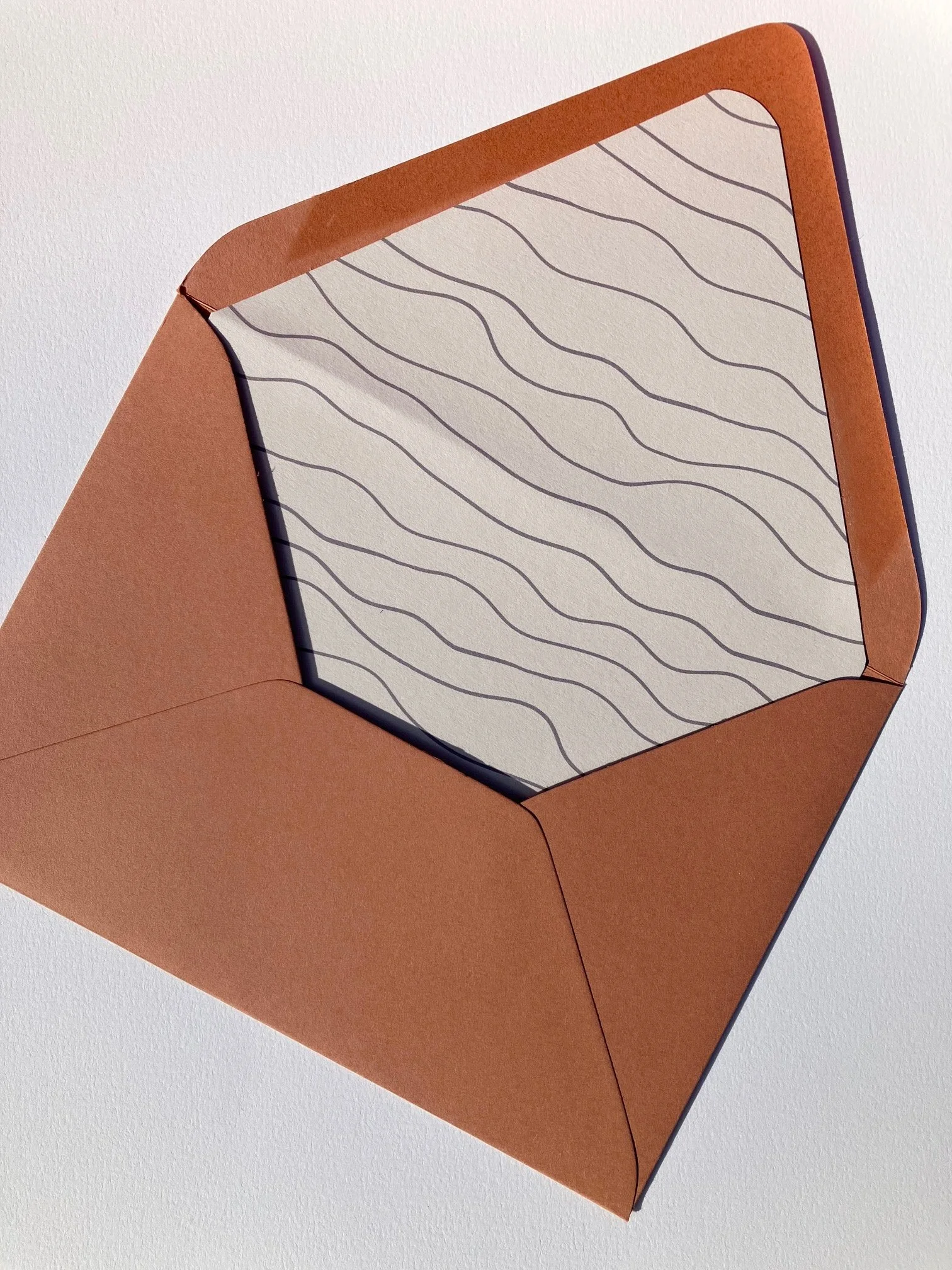 Wavy Lines | Envelope Liners