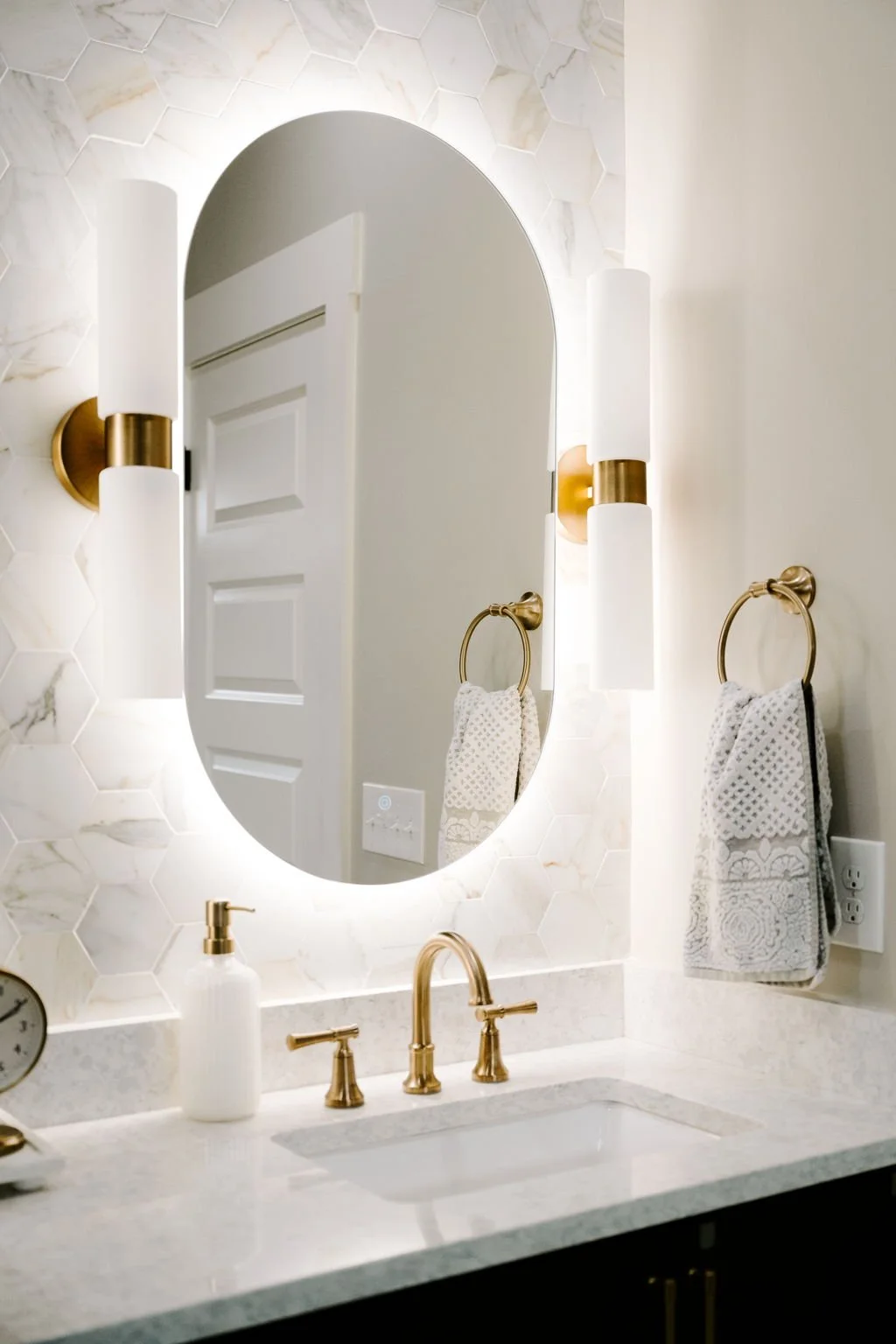 12c-web-or-mls-Details-36.jpg