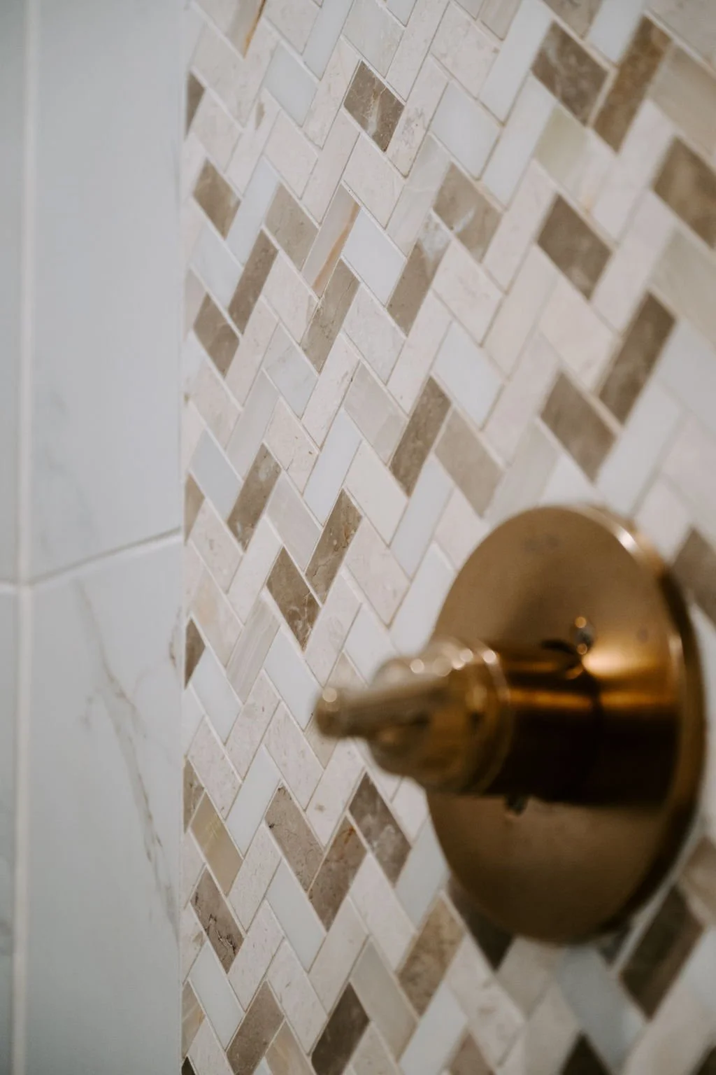 17b-web-or-mls-Details-28.jpg