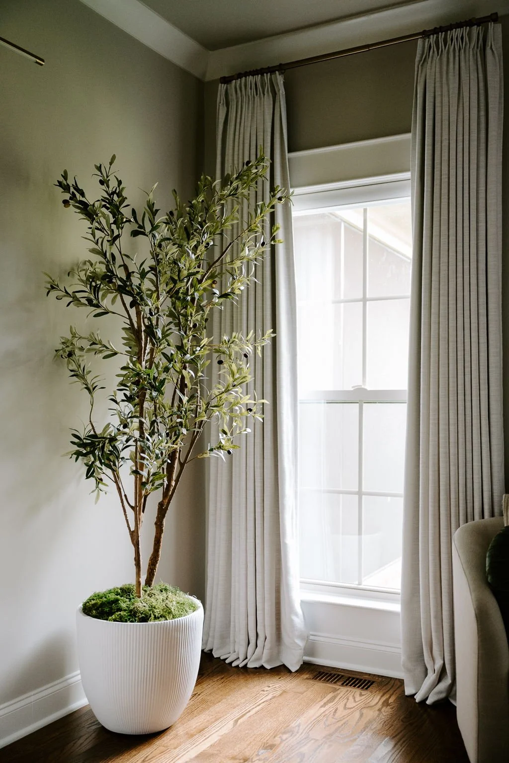 11a-web-or-mls-Details-15.jpg