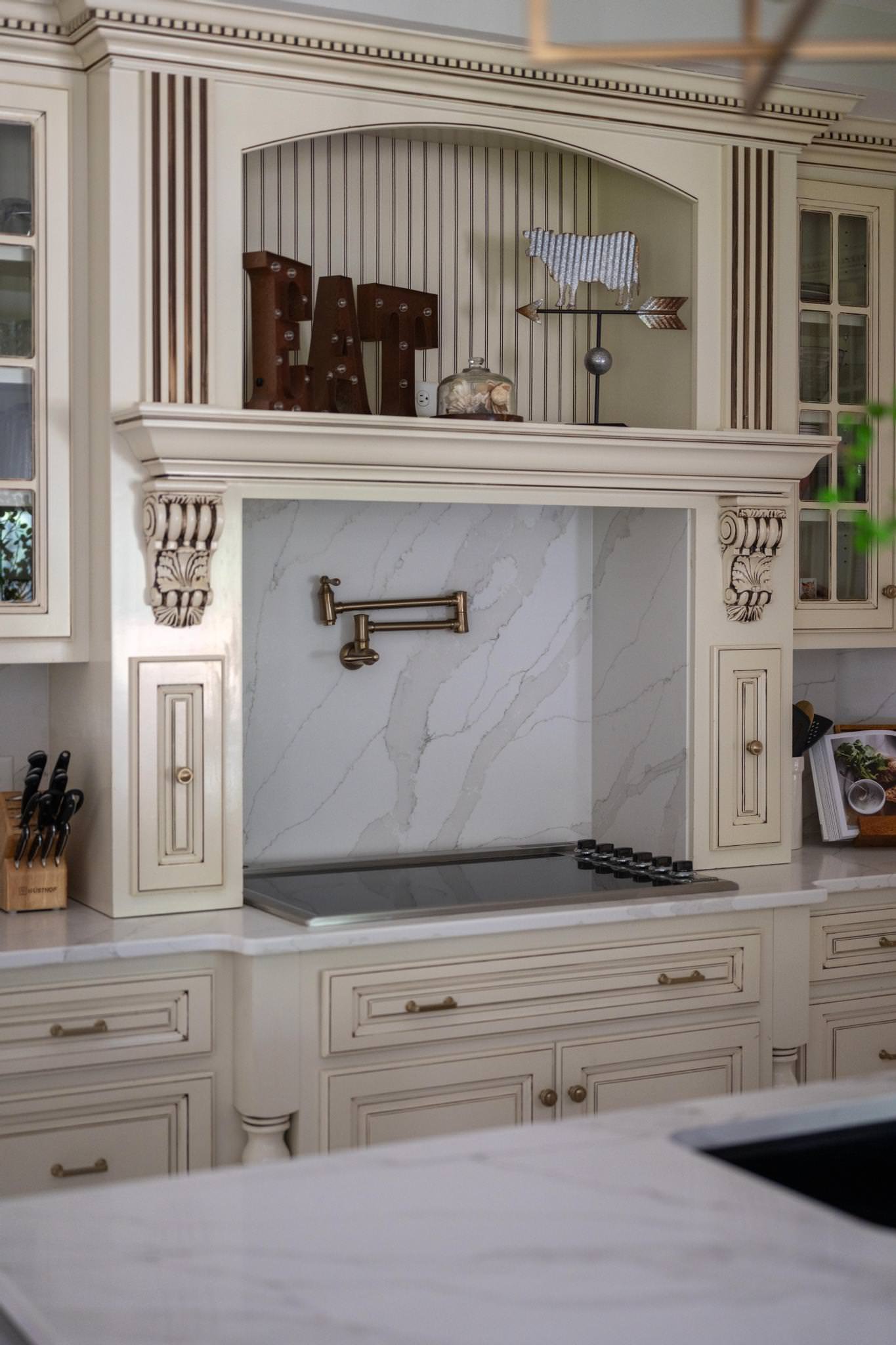 2629 Clay Hill Rd - Howse Interiors-05b.jpg