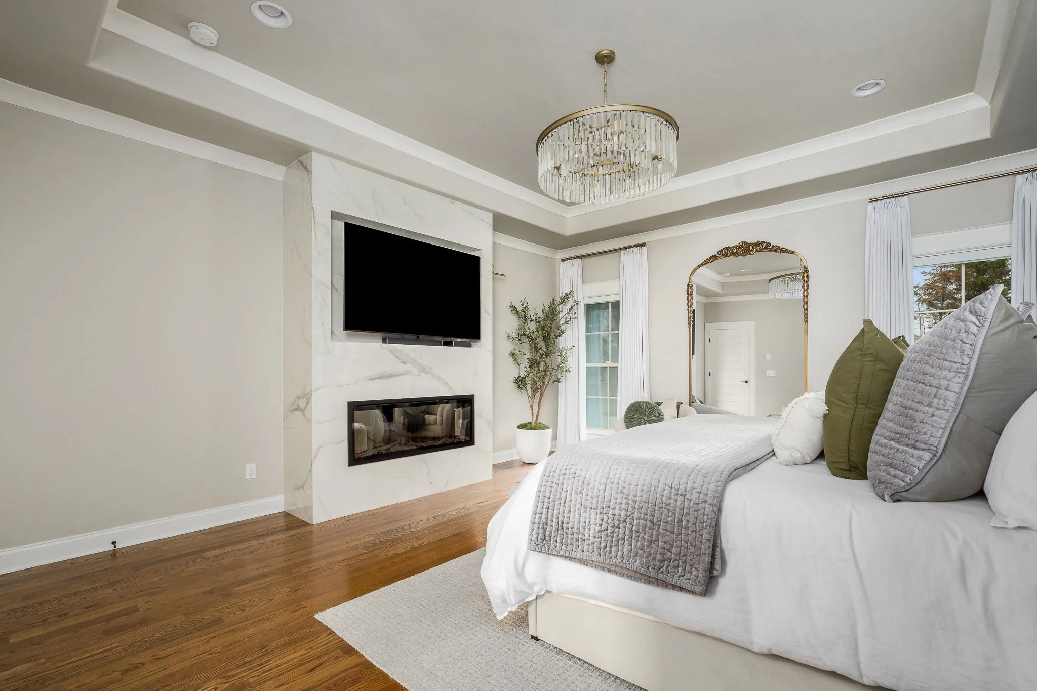 04-web-or-mls-Master Suite-4.jpg