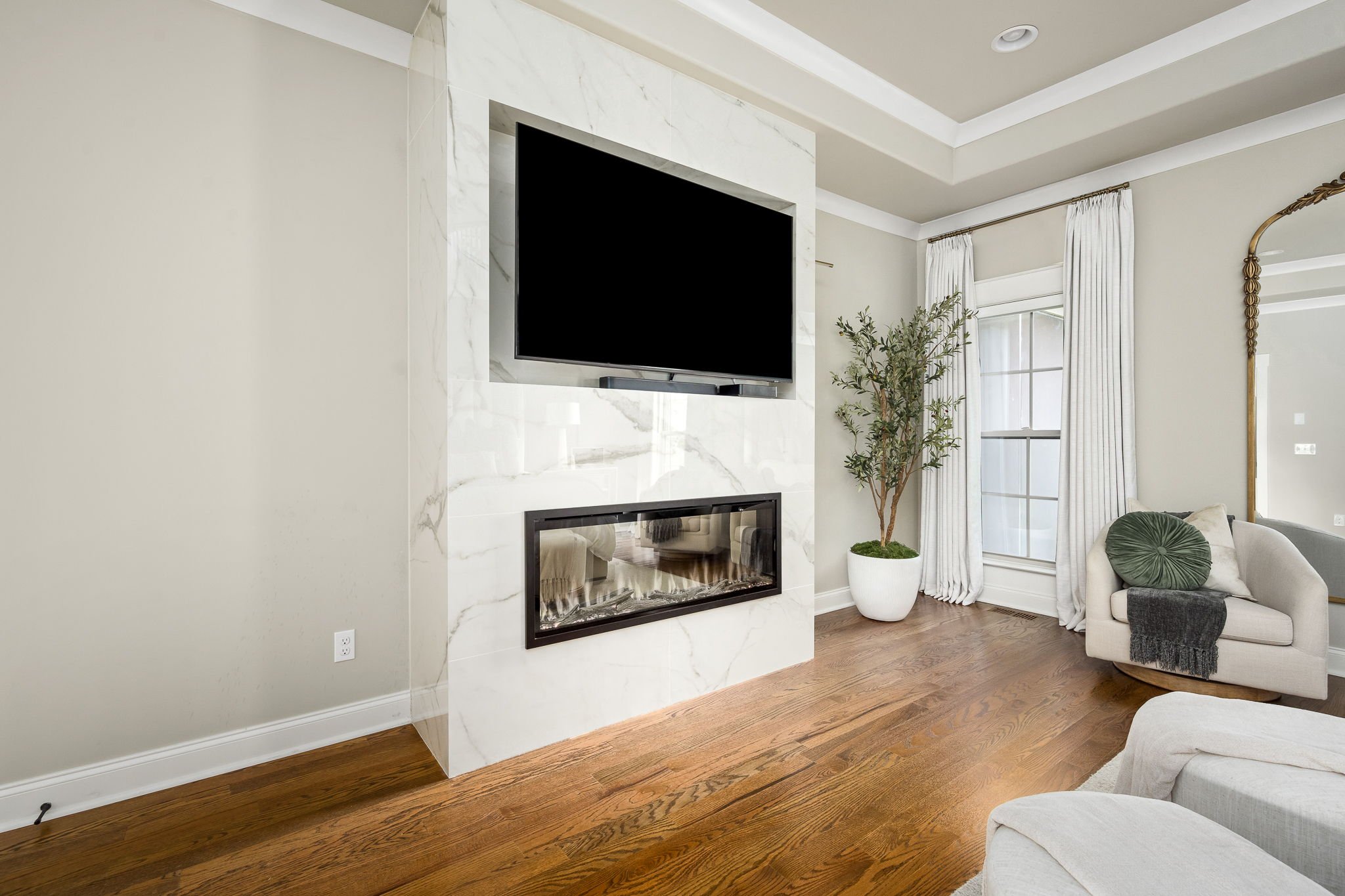 03-web-or-mls-Master Suite-3.jpg