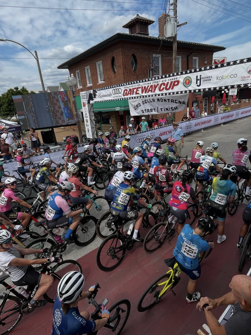 gateway cup group photo