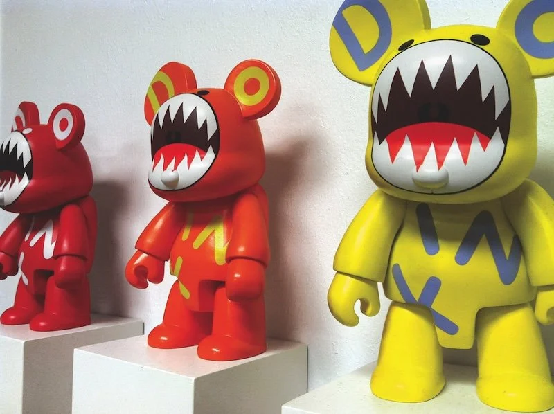  Doink Qees  Rippa and Big Mouth Vinyl art toy - produced by Toy2R 9 x 6 1/2 x 5 inches 