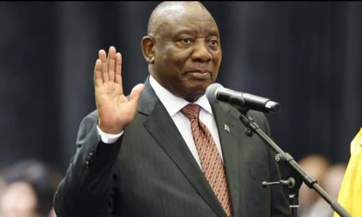 Cyril Ramaphosa entame un second mandat en Afrique du Sud avec un gouvernement de coalition.
