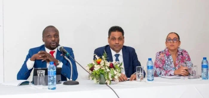 James Monazard appelle à une synergie entre le secteur privé et le gouvernement pour la relance économique.