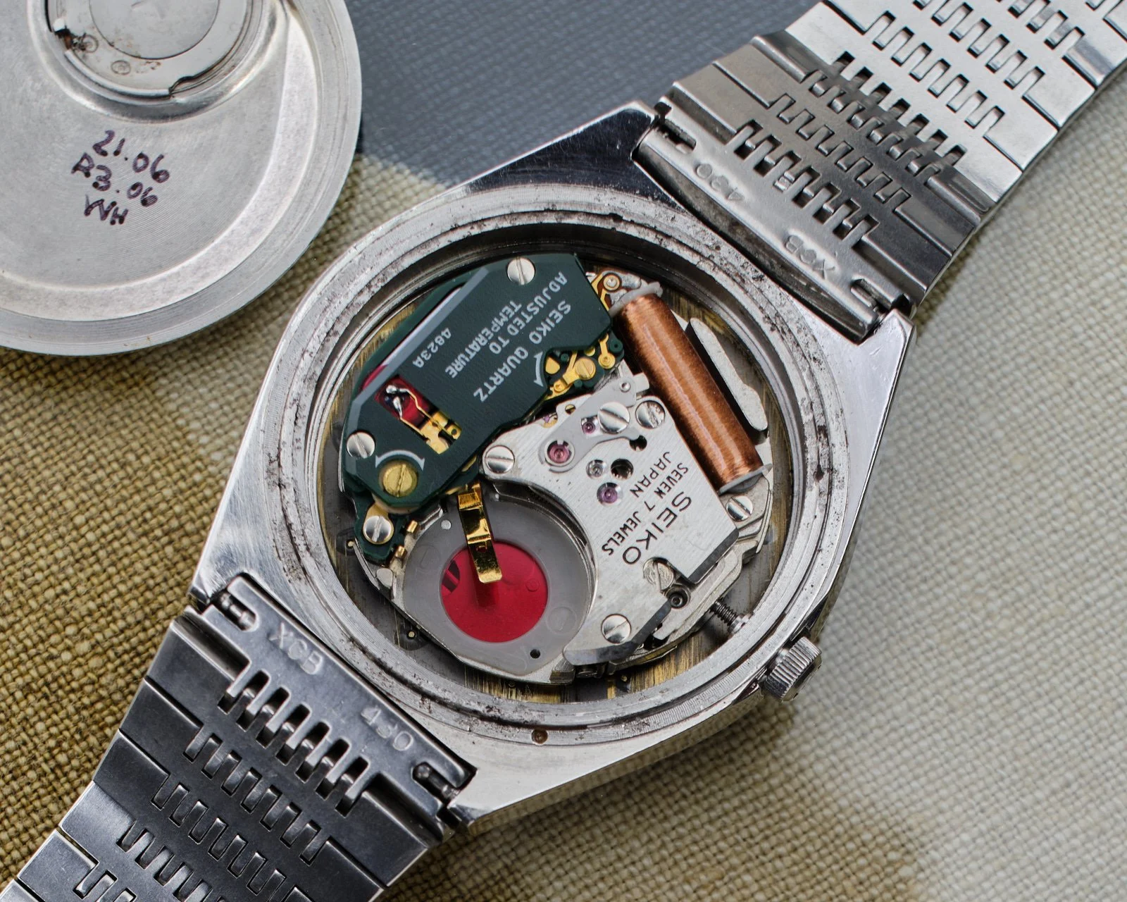 221027_DSCF2206_Seiko_King_Quartz_4823-8010.jpg