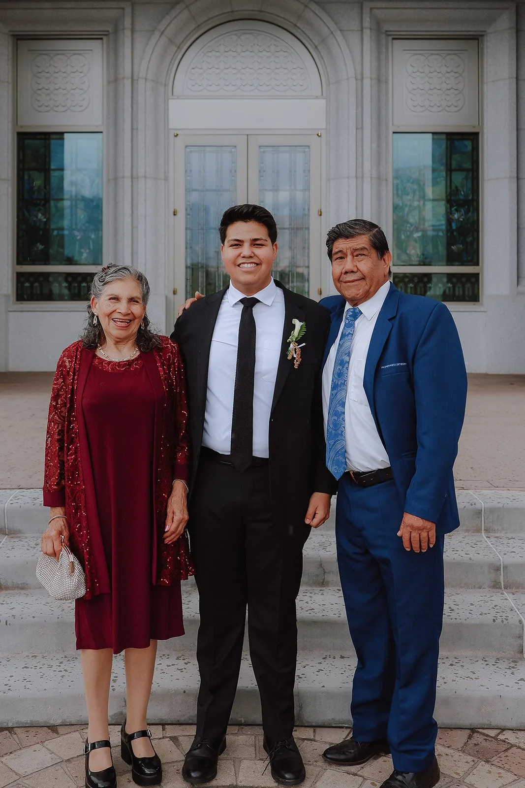 Photograph of a bride and groom at the orem temple