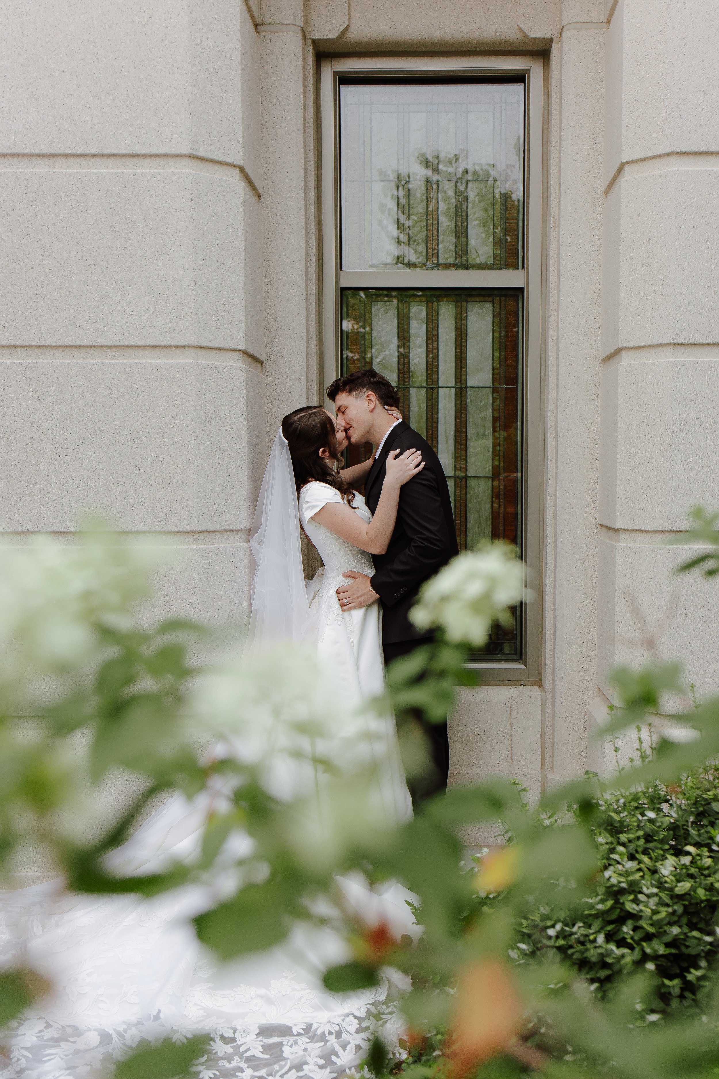 LDS Wedding Sealing & Reception at the Meridian Temple in Idaho