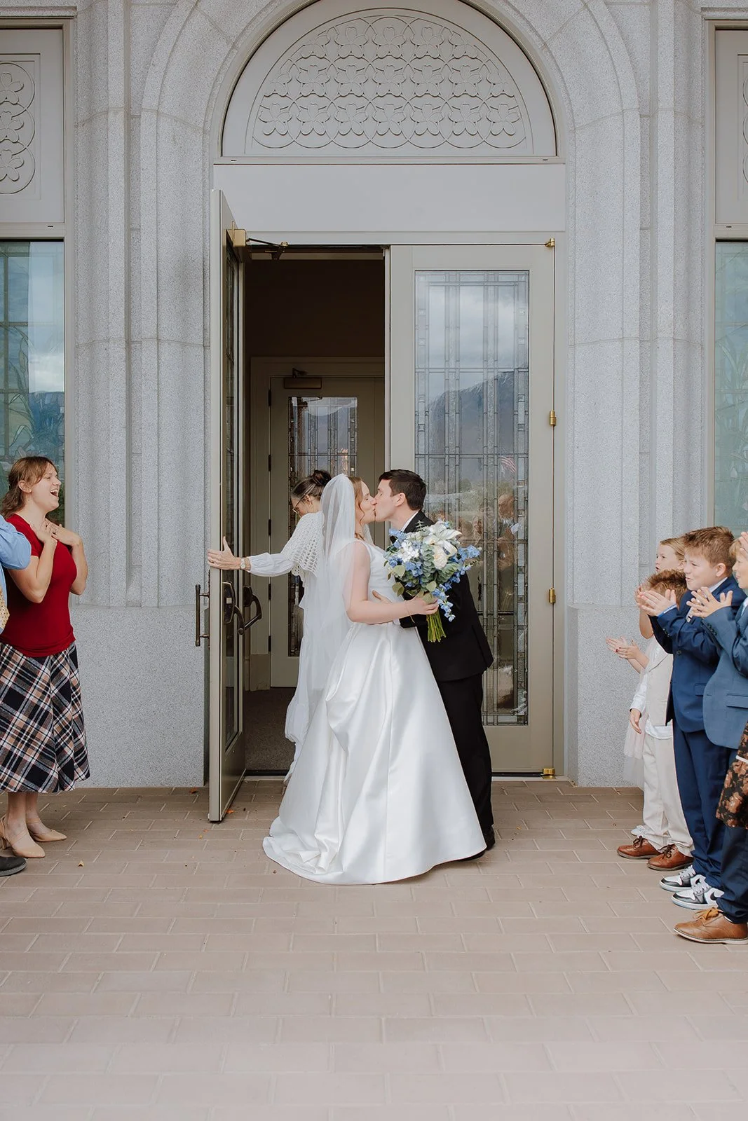 Orem-Temple-Wedding-Photographer1.jpg