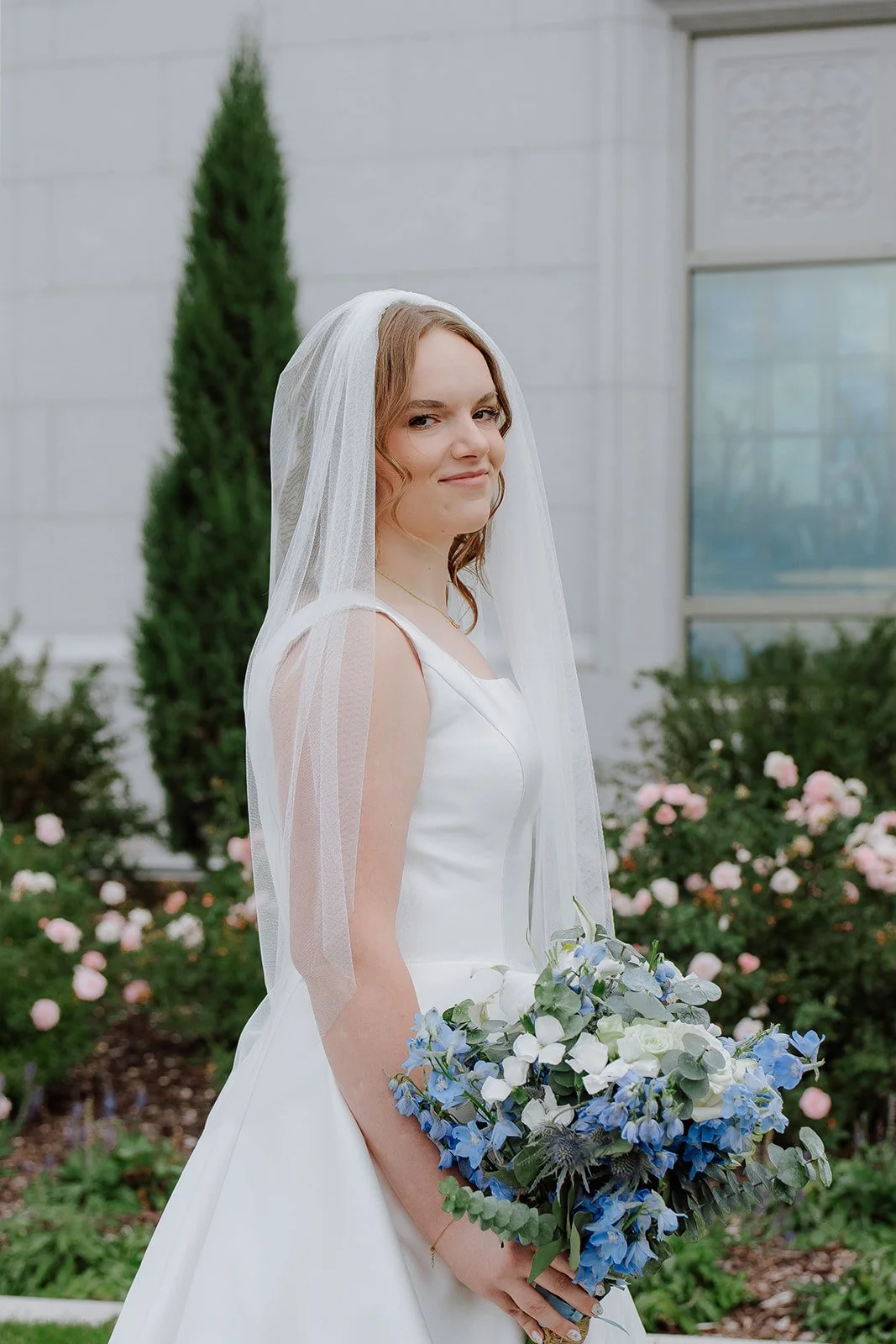 Orem-Temple-Wedding-Photographer13.jpg