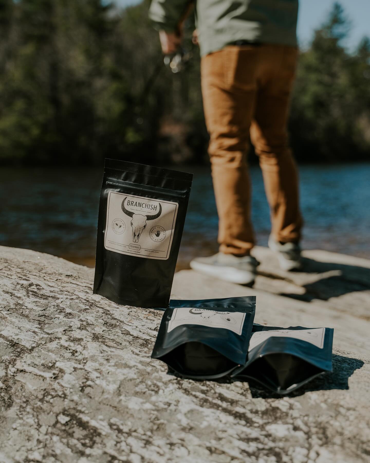 Ready for the weekend?!

Grab some @branchish_jerky and get outside&hellip;!

#beefjerky #jerkylove #snacktime #ProteinSnack #HealthySnacking #FlavorfulBites #ArtisanalJerky #PremiumQuality #GourmetSnacks #TasteAdventure #HandCrafted #smallbatch #Loc