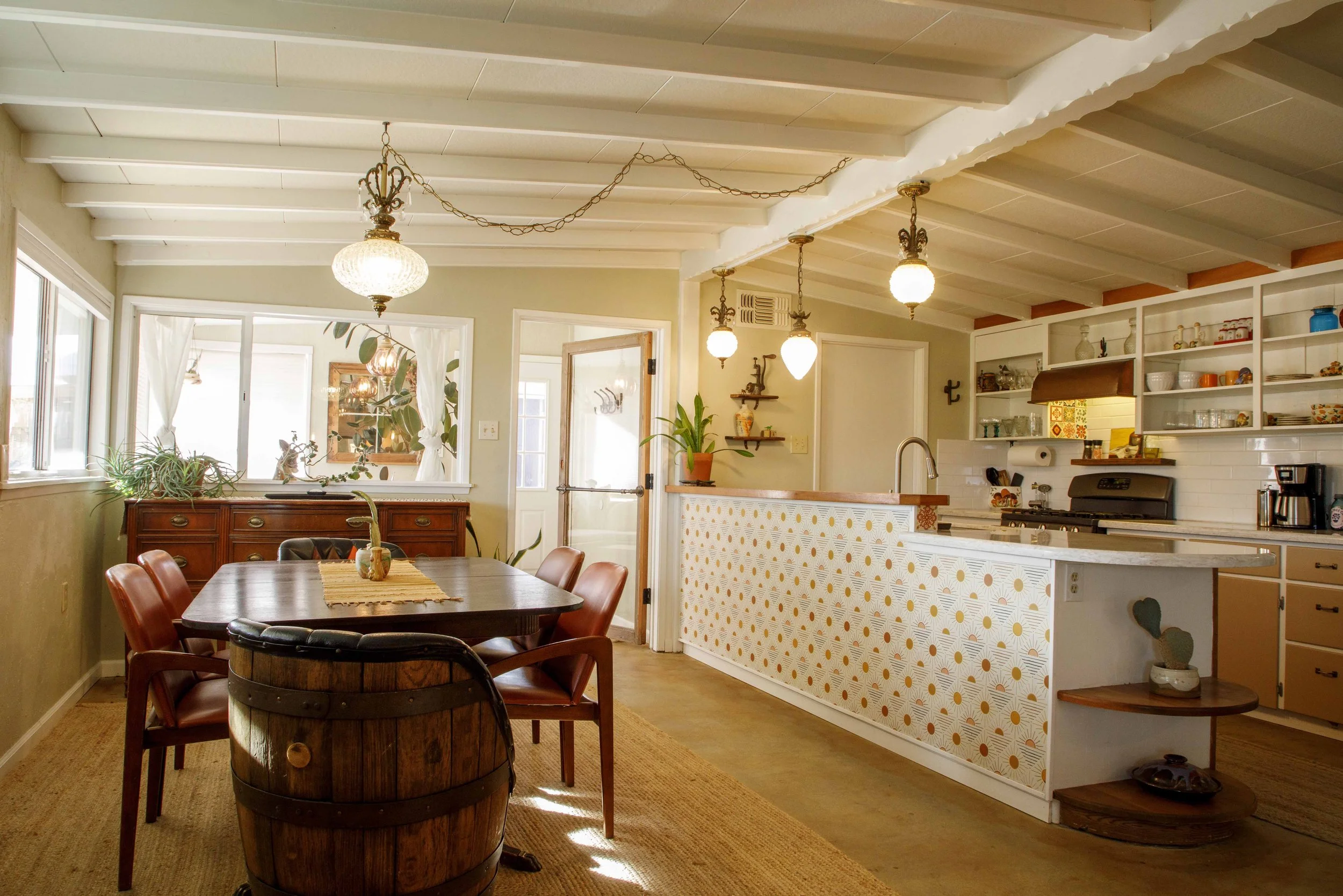 Tamara Nov2023 VintageDesertHome-1.jpg