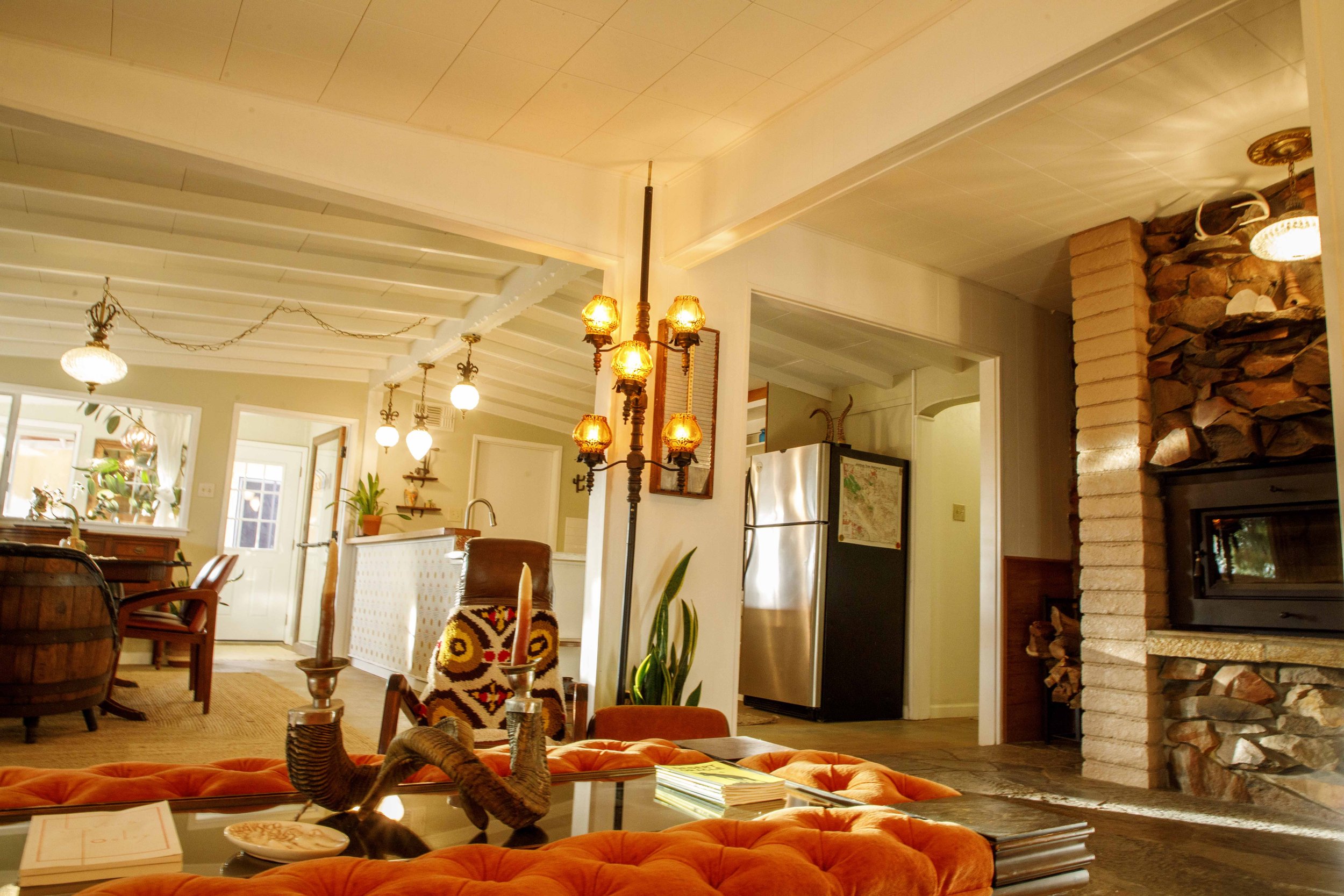 Tamara Nov2023 VintageDesertHome-32.jpg