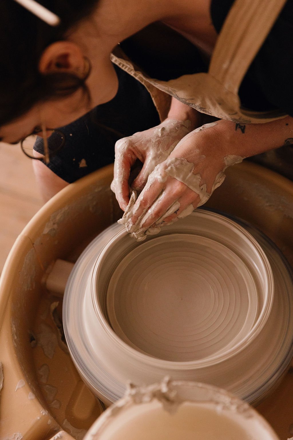 Comment choisir le bon tour de poterie — Atelier Folk