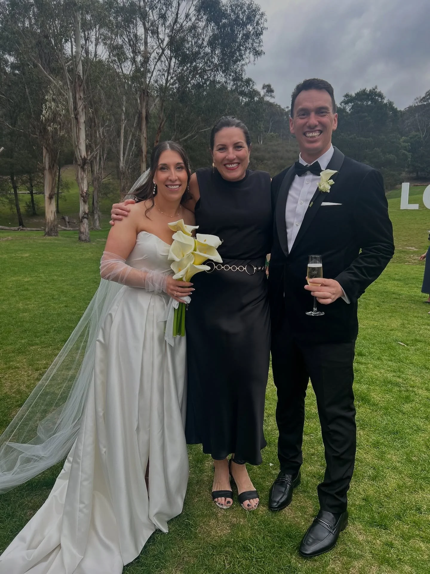 Liz and Rhys are married! Outside on the deck despite having accepted that what will be will be in terms of weather. Yeuuuw! #manifestedit.
.
Ten years after a less than flying start they have a home, two kids, two dogs and a robovac that gives them 