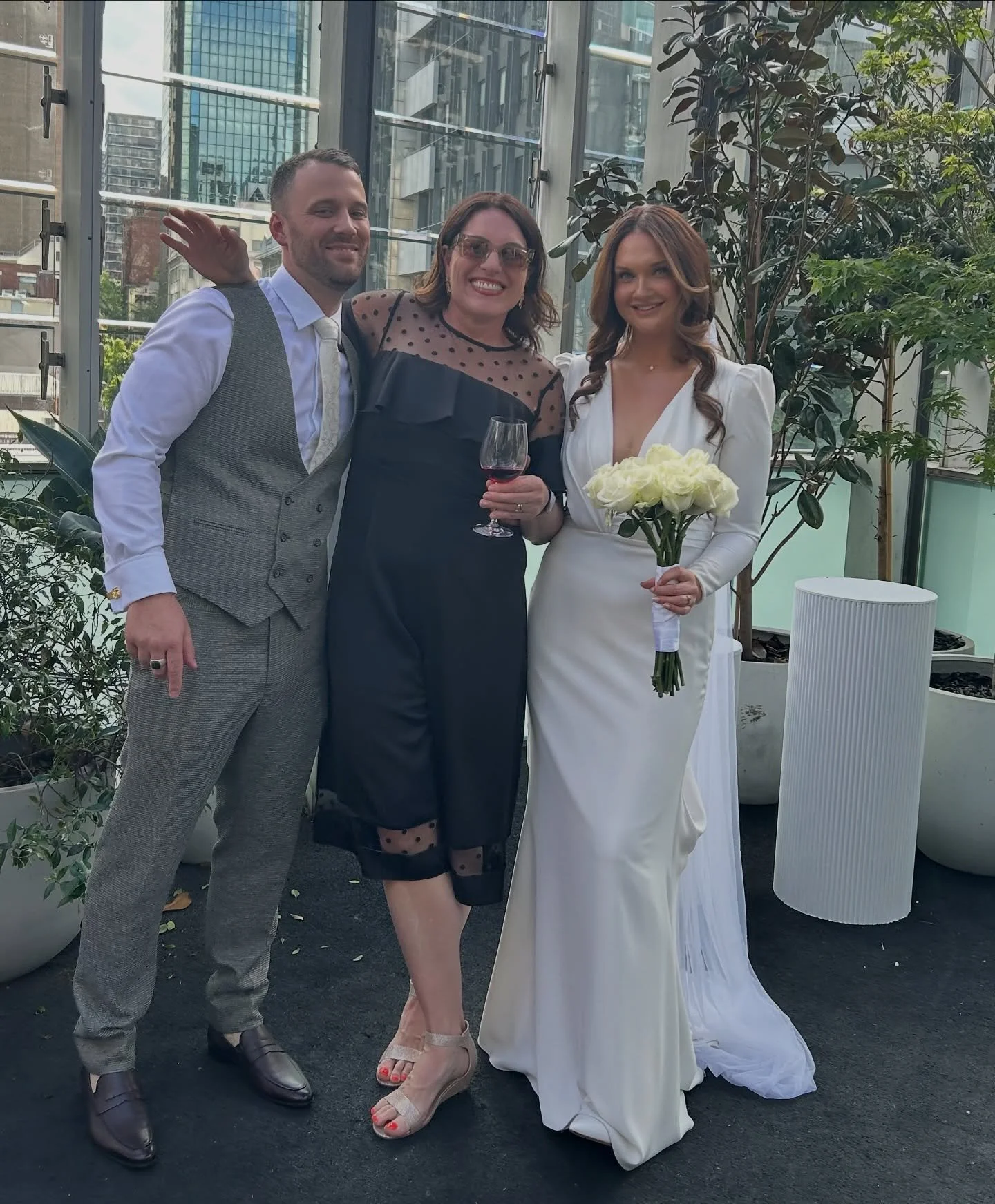 MARRIED!! Annette and Zac locked it dowwwwn this afternoon at @altoeventspace in the sunshine. There were laughs galore as the inevitable unplanned moments popped up. 
.
I always tell my couples not to worry about things not being ‘perfect&rsqu