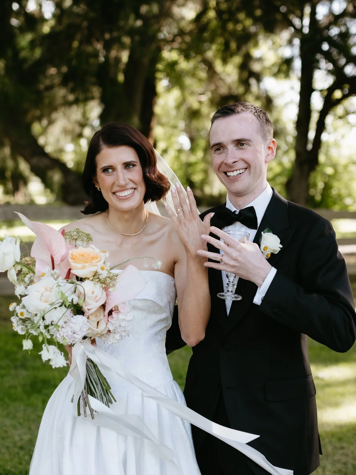 Sienna and Sam feat. fresh bling. Married on an impossibly beautiful afternoon in the Macedon Ranges. The vibes were as they say, immaculate. 
.
@mirandastokkel
@joeylightbulb
@prunellaevents
@miaateliers
@millieaustenartistry
@tonic.makeup.hair
@pjo