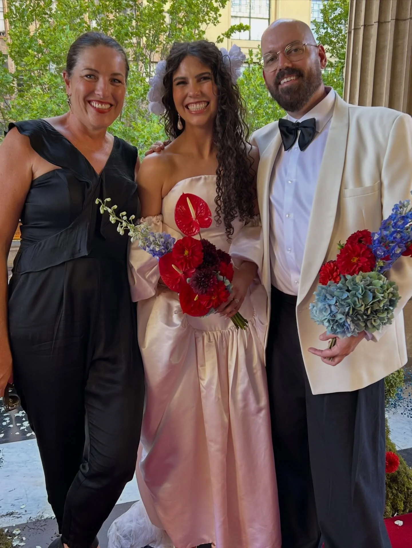 I absolutely cannot with these two. I don&rsquo;t know where to start with the goodness of their wedding. 
.
From their epic wedding threads to Shaughan having his own bouquet to their massive Wed crew to their quirky florals to their well chosen tun