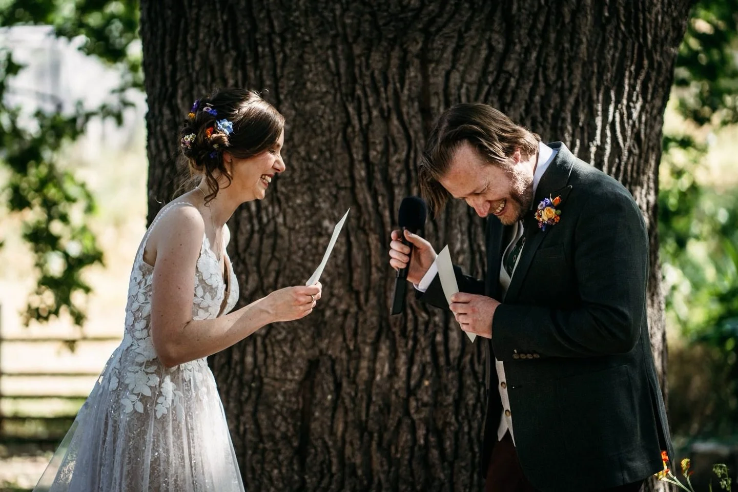 If your wedding ceremony doesn&rsquo;t look like this, what are you even doing? 

Or should I ask - what is your celebrant doing?

Here for the lols. Literally. 

Em and Chris, captured by @lulu_and_lime at @collingwoodchildrensfarm.

@farmcafe_weddi