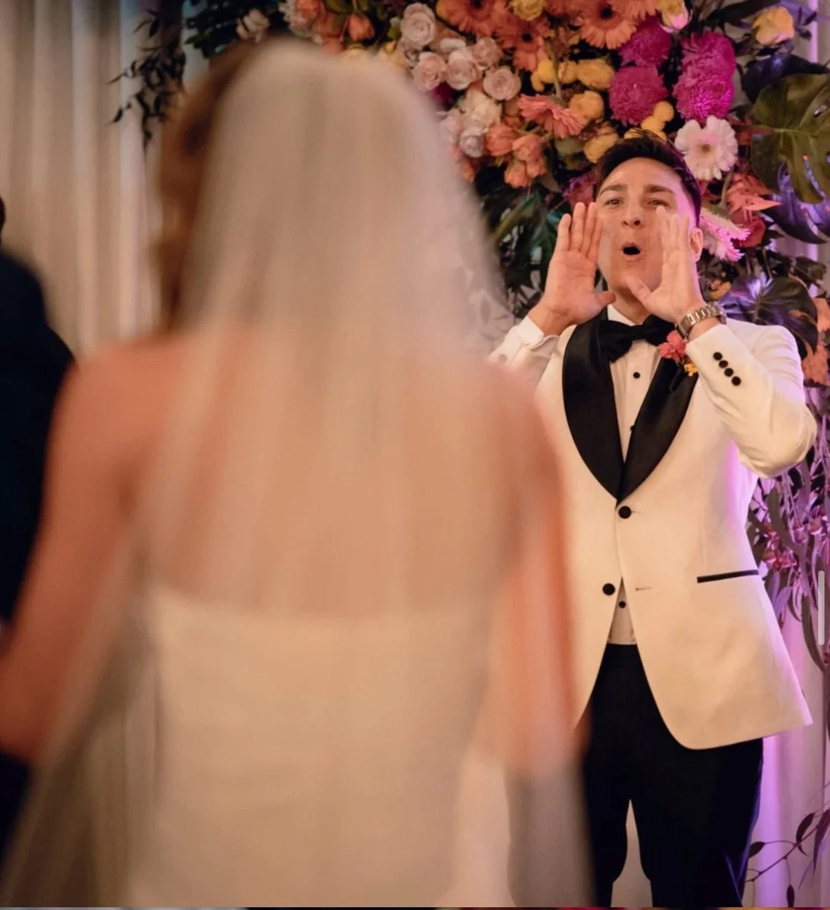 The brief: Fun, relaxed, a bit loose.

Rick and Bridge&rsquo;s wedding was an absolute BANGER. 

Big, up for it crowd, pre drinks, funny, cheeky ceremony, riotous good fun and banter in the cockpit and laughs aplenty in the crowd. 

Then they made ev