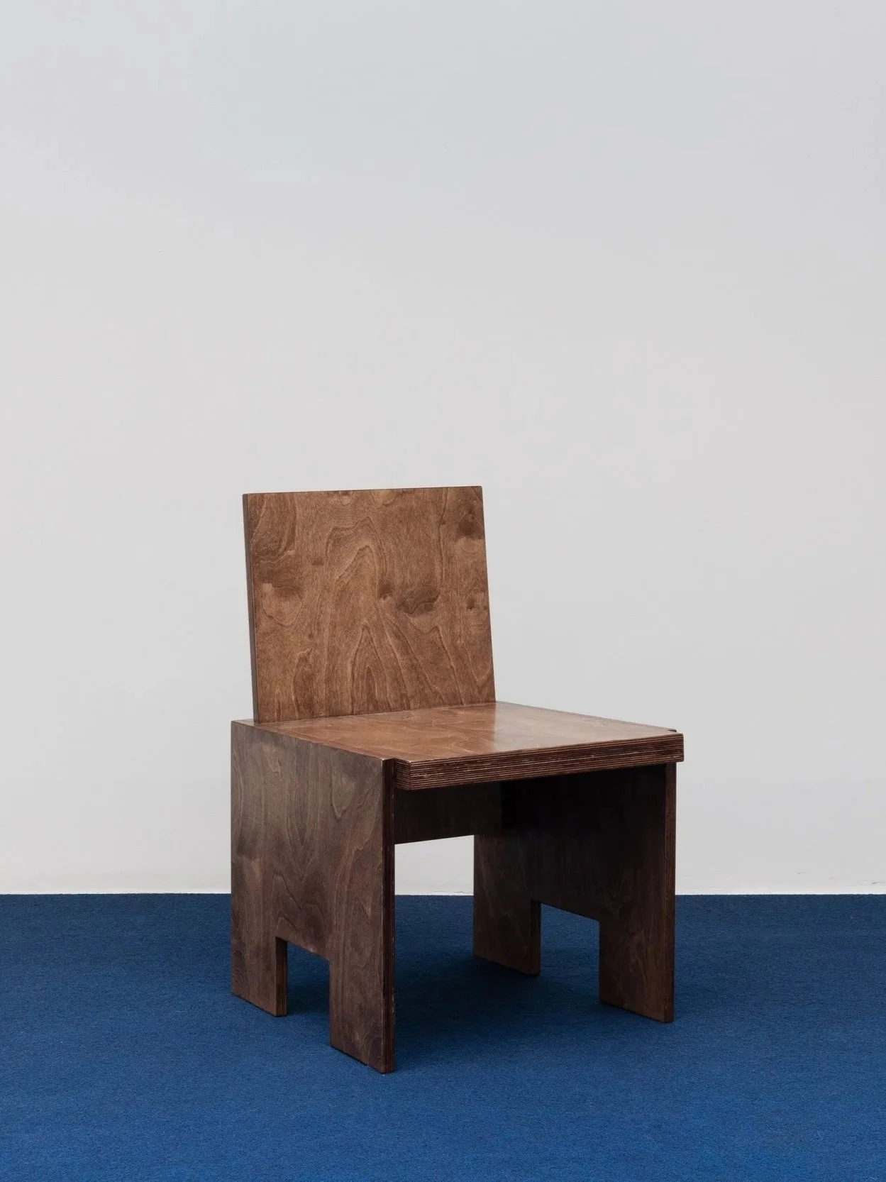 St+Vincents-Studio+Goons-Brace+Chair-Photo+Eline+Willaert-33.jpg