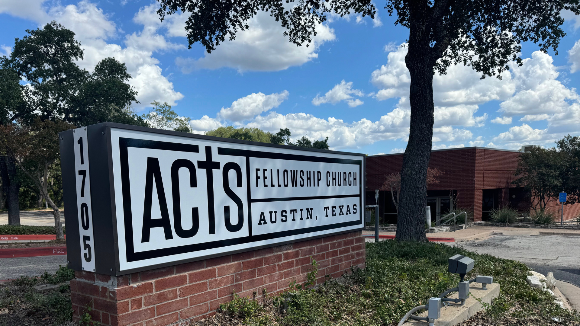 First Worship at New Building