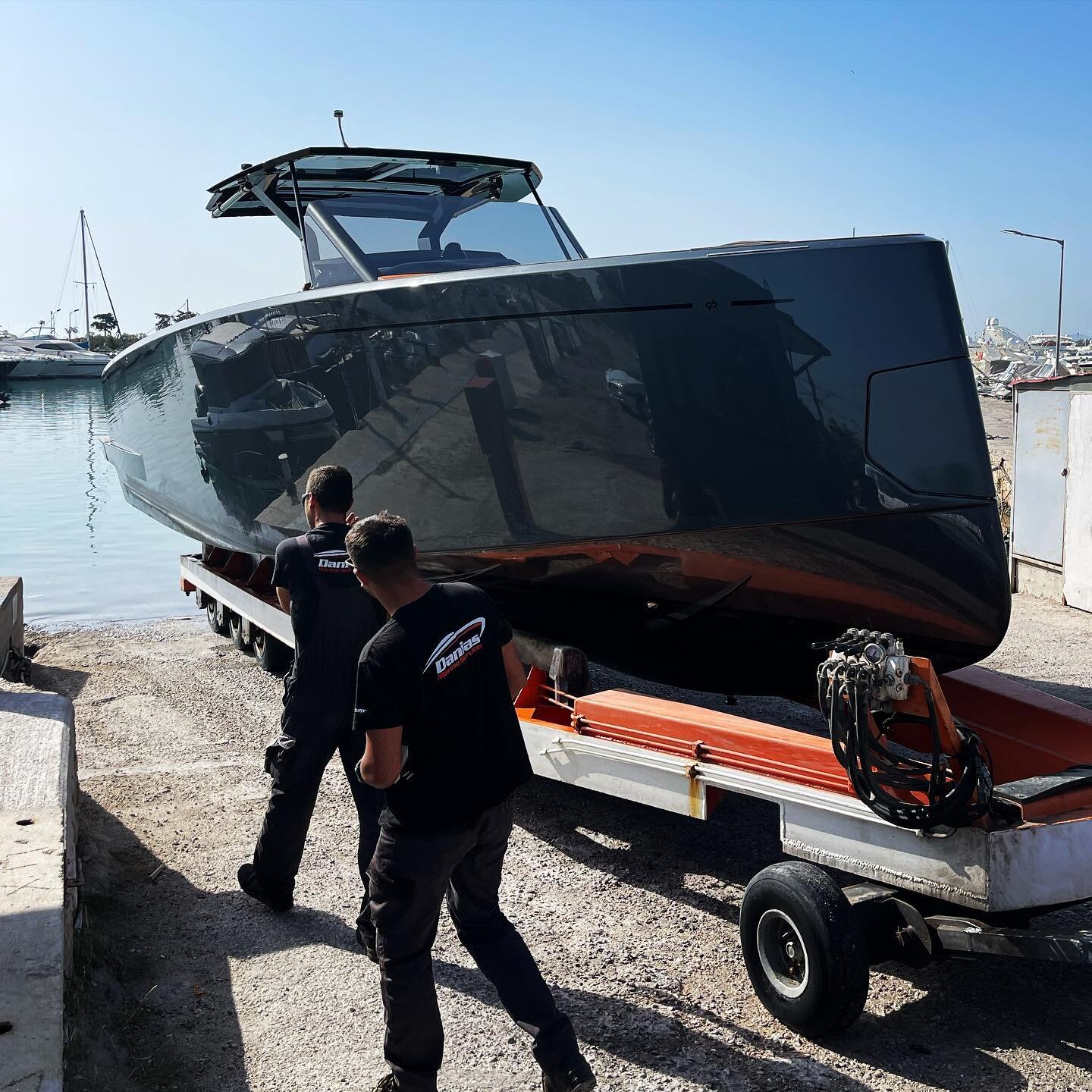 &bull; 𝗔 𝗡𝗲𝘄 𝗢𝗻𝗲 𝗶𝘀 𝗖𝗼𝗺𝗶𝗻𝗴 𝘁𝗼 𝗨𝘀 𝗣𝗮𝗿𝗱𝗼 𝟰𝟯 .
.
.
.
.
.
.
.
.
#daniasmarineservices #pardo #yachts #pardo43 #motorboats #desing #elegance #quality #lifestyle #luxury #boat #brand #new #boatinternational #support #vip #parking 