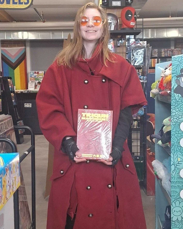 You don't have to cosplay when picking up your favorite manga but we love it when you do! #sundayfunday #Manga #cosplay