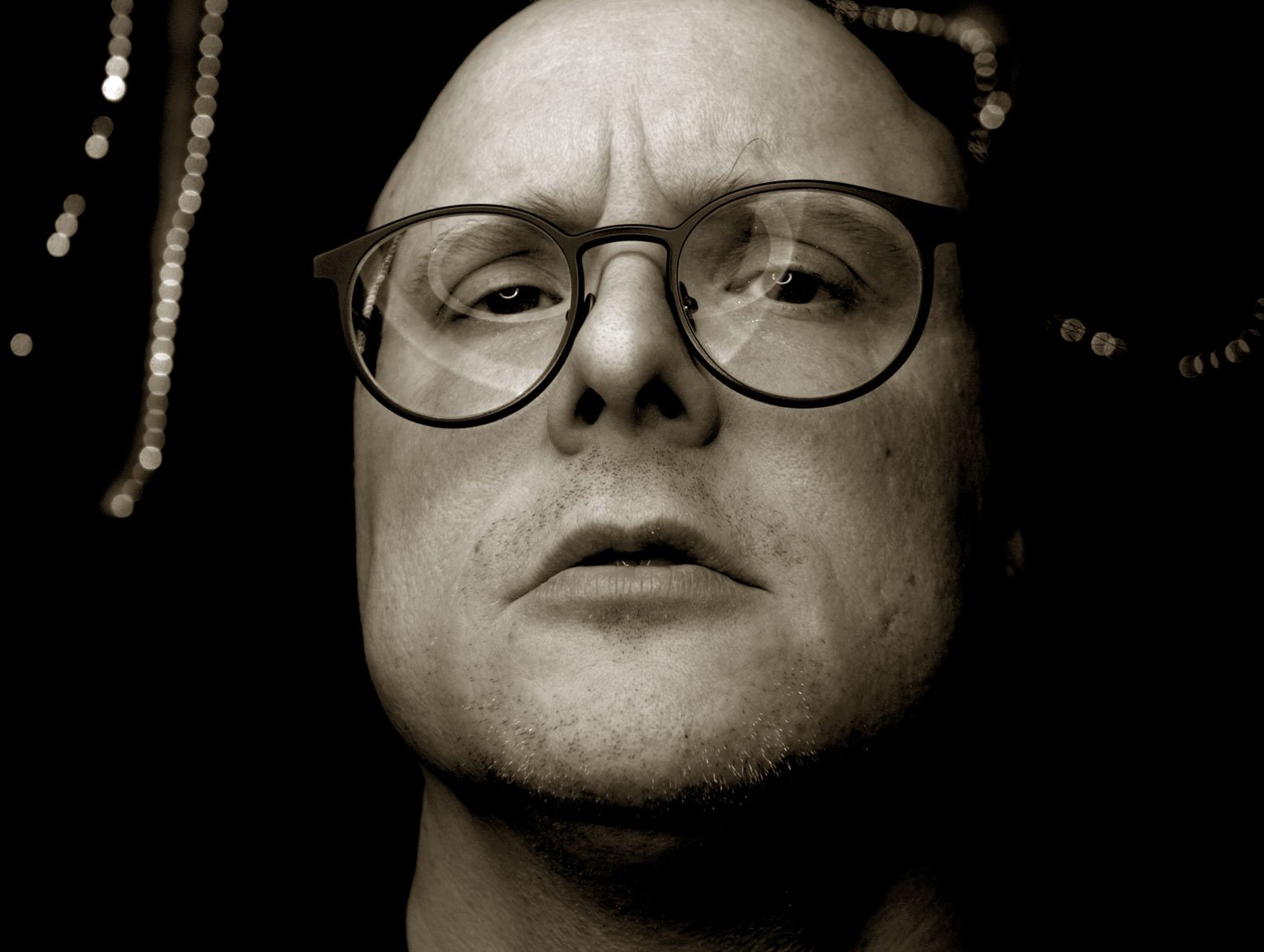 Tobisonics - ‘We Need Light in the Dark’