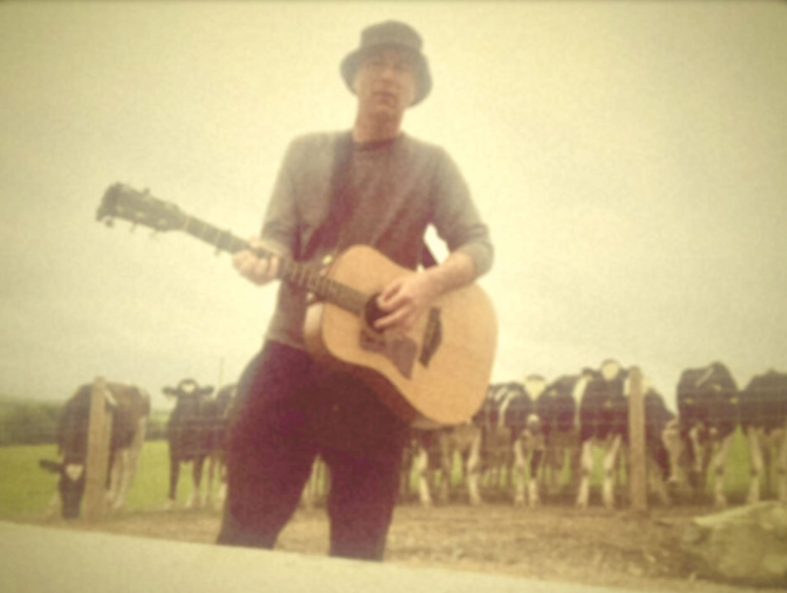 The Radio Field – Simple EP