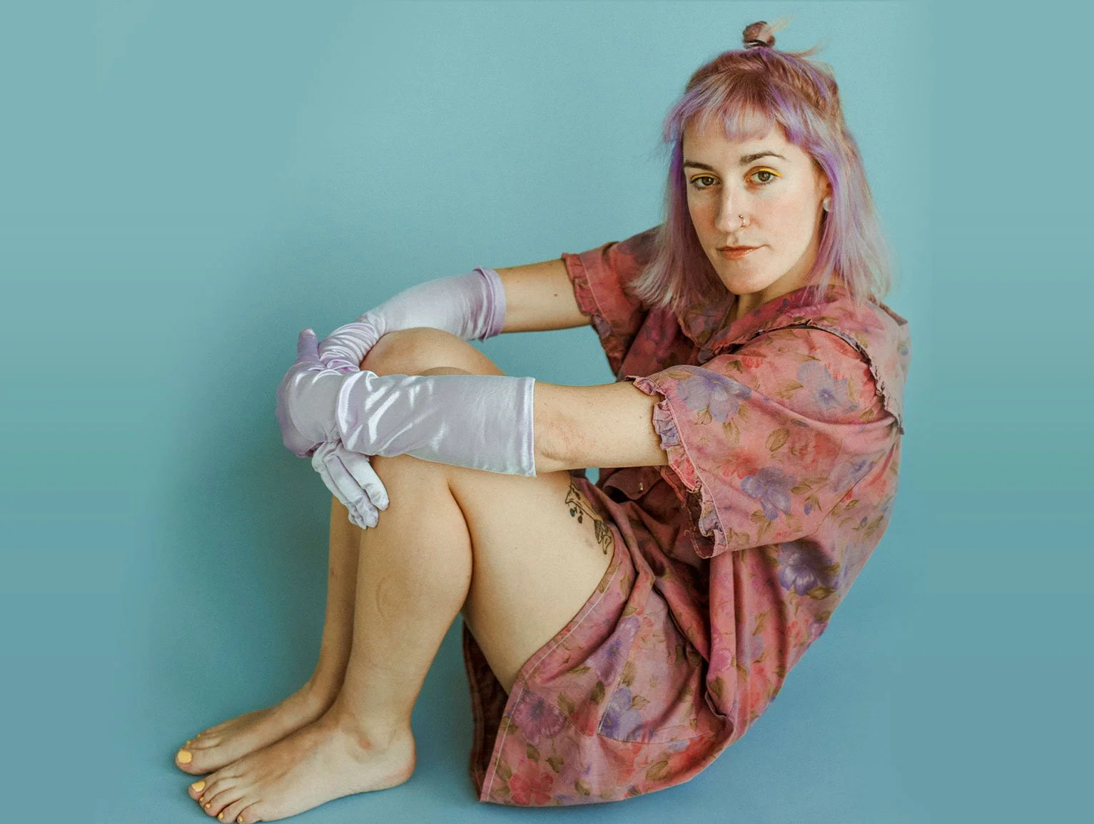 Oropendola – “Knocking Down Flowers”