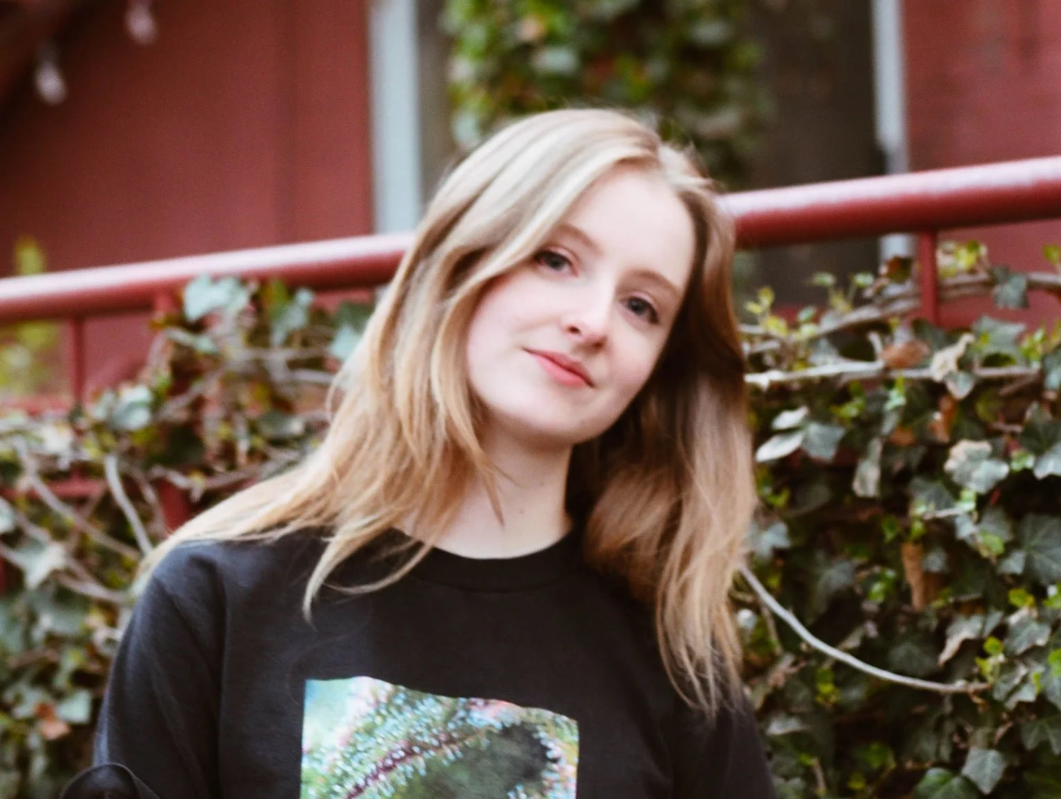 ktwheels - “Does She Know”