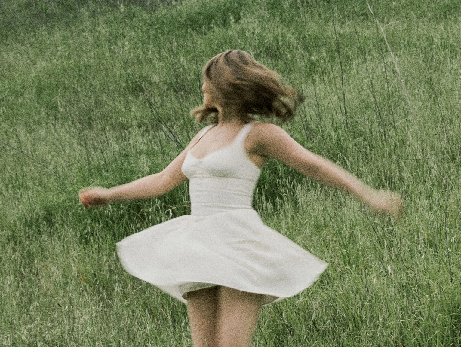 Madeleine Rose – “Caroline”